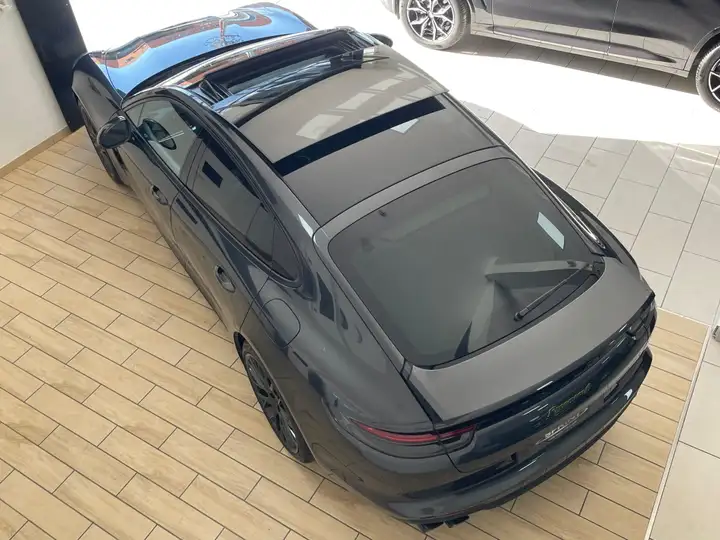 Porsche Panamera 4 E-Hybrid 2018, foto 8