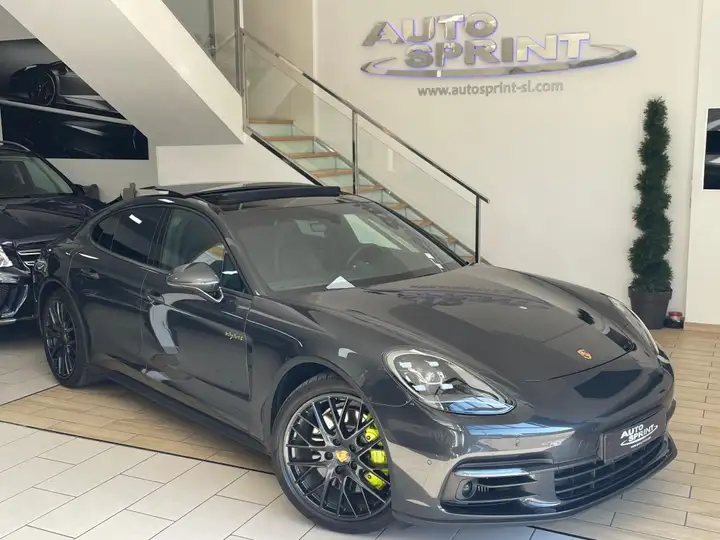 Porsche Panamera 4 E-Hybrid 2018