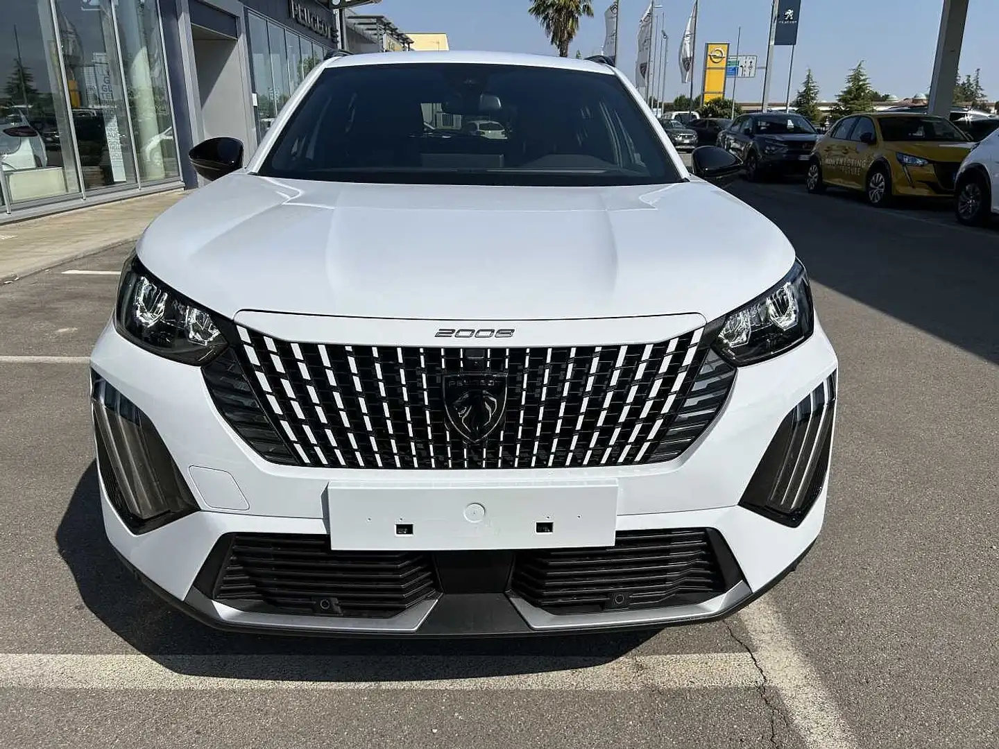 Peugeot 2008 2ª serie ALLURE 130CV EAT8 KM0 Bianco - 2