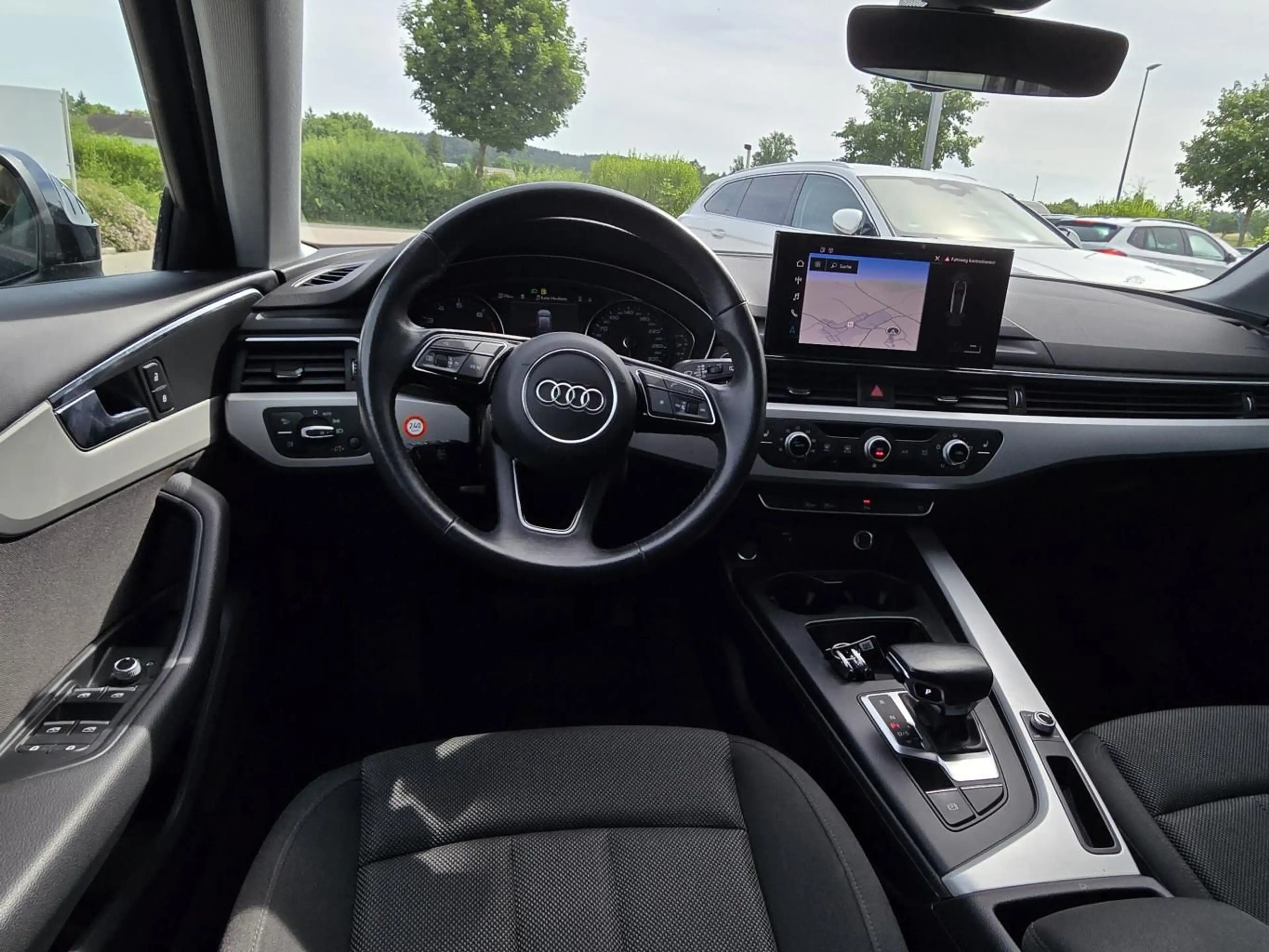 Audi A4 Avant 35 2.0 TFSI S-tronic 17"+NAVI+LED+DAB+S — photo 8