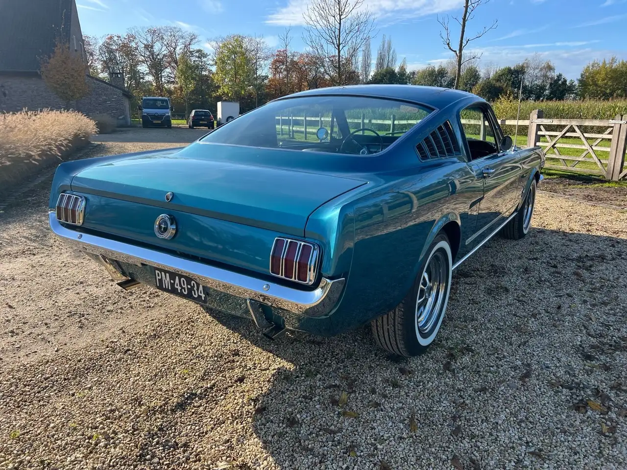 Ford Mustang 289 2+2 Fastback Manual – fully restored, foto 4