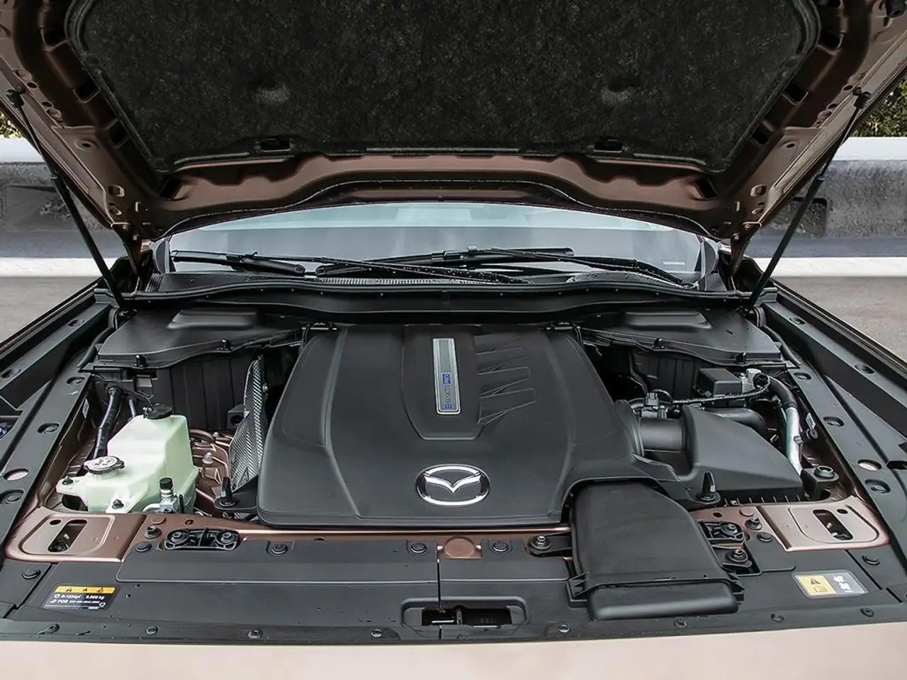 Mazda CX-70 PHEV снимка Mazda CX-70 PHEV