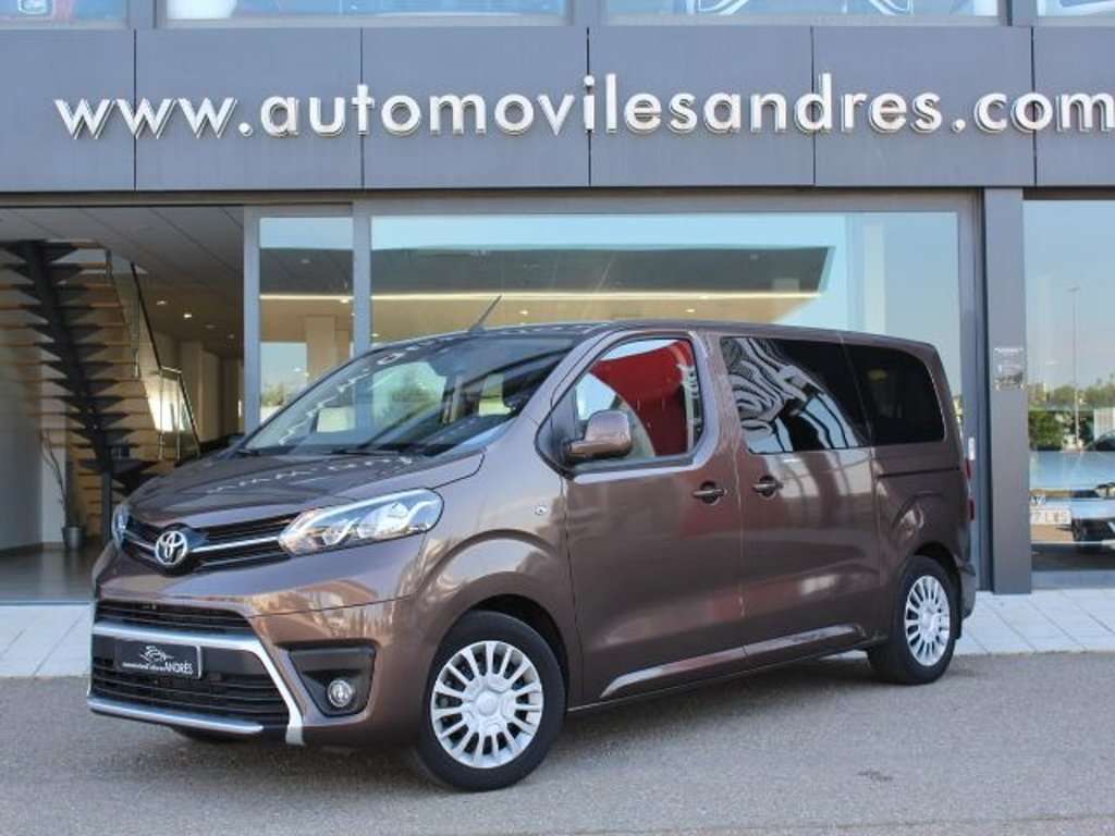 Toyota Proace 2.0D 180CV VX PLUS SHUTTLE L1 AUT - foto 1