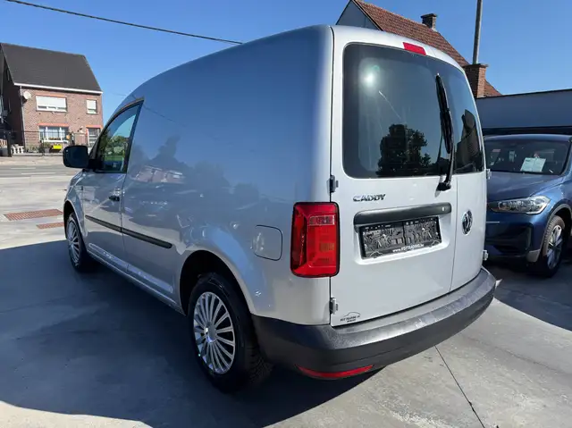 Volkswagen Caddy view 7