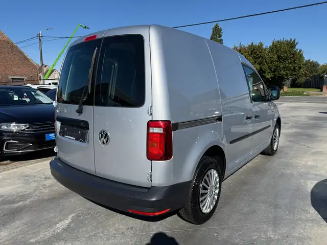 Volkswagen Caddy view 5