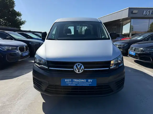 Volkswagen Caddy view 2