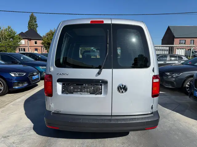 Volkswagen Caddy view 6