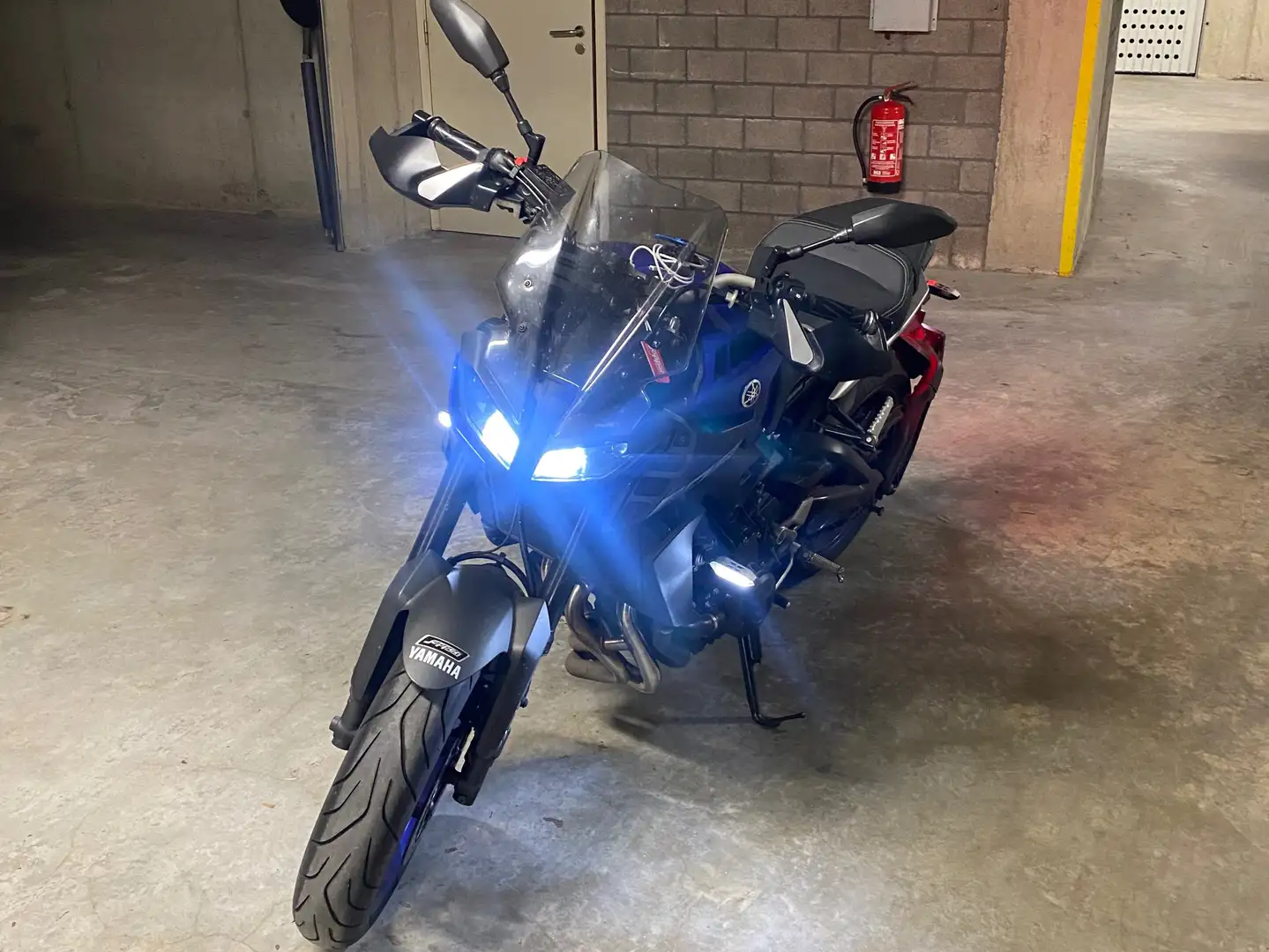 Yamaha MT-09 Noir - 2