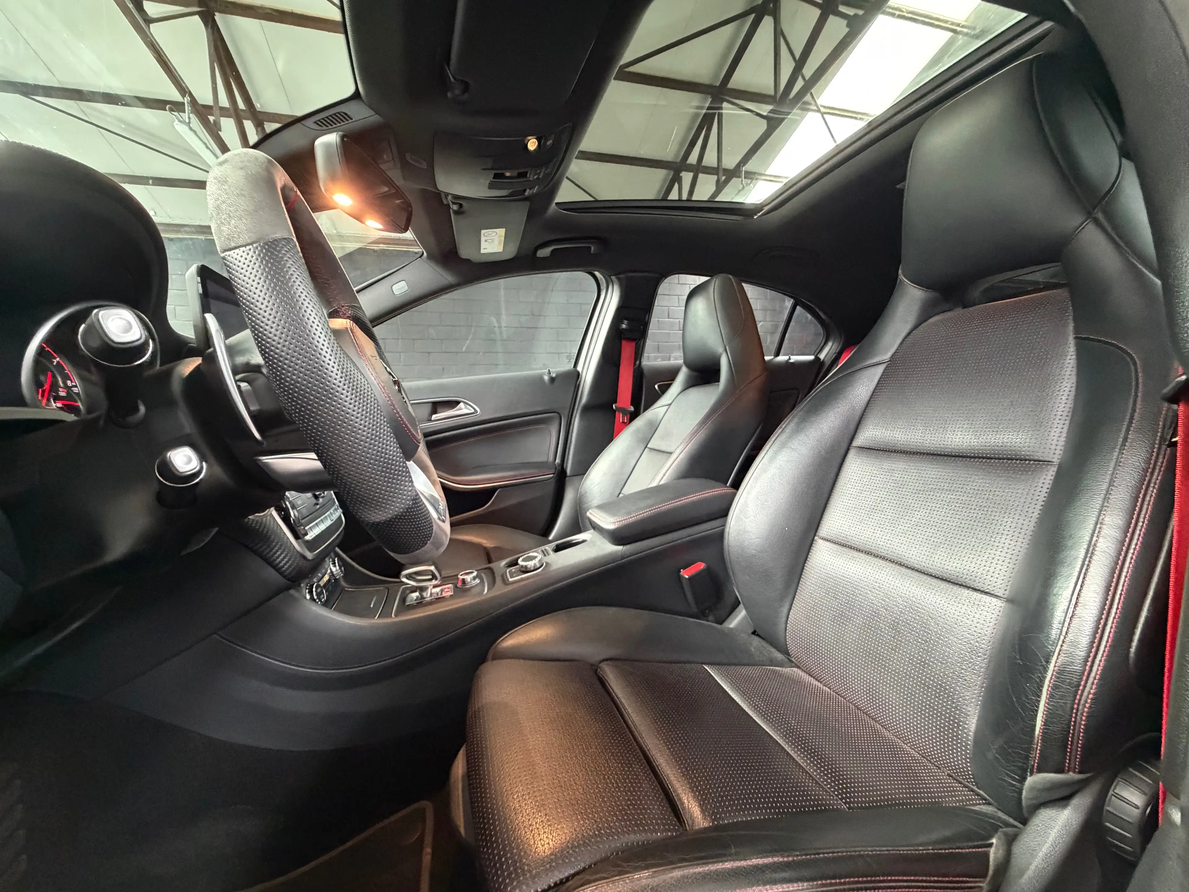 Mercedes-Benz A 45 AMG 4-Matic * 12/2015 * PACK AERO * PANO * GPS * SG CH * CLIM * — photo 7
