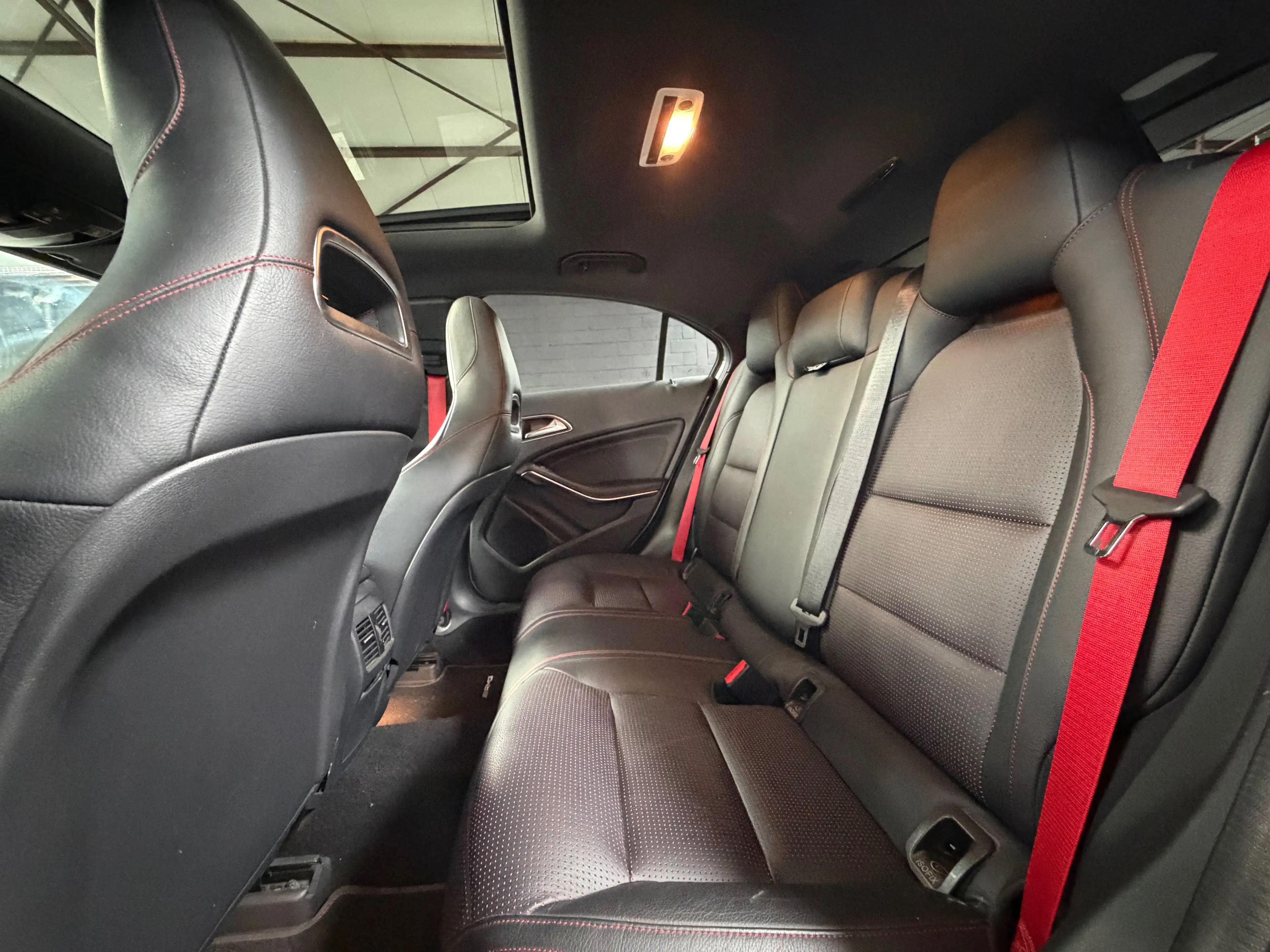 Mercedes-Benz A 45 AMG 4-Matic * 12/2015 * PACK AERO * PANO * GPS * SG CH * CLIM * — photo 8