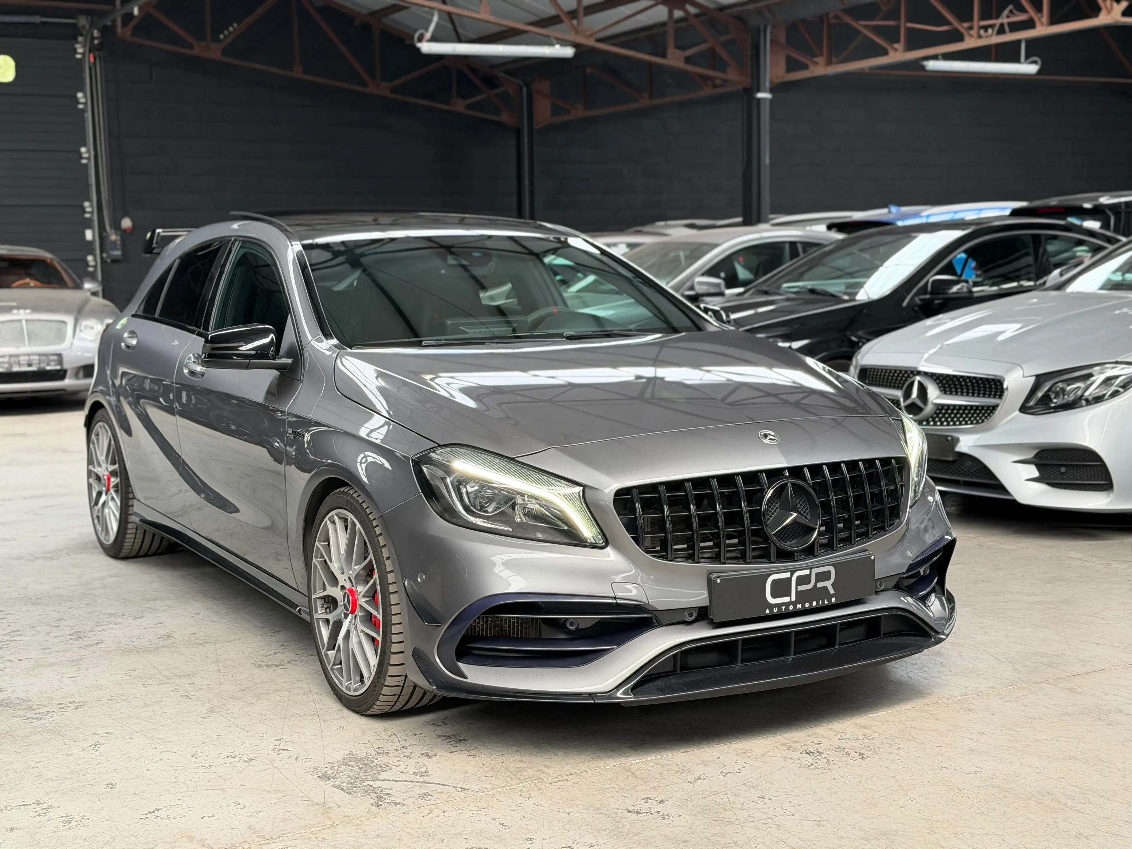 Mercedes-Benz A 45 AMG 4-Matic * 12/2015 * PACK AERO * PANO * GPS * SG CH * CLIM * — photo 2