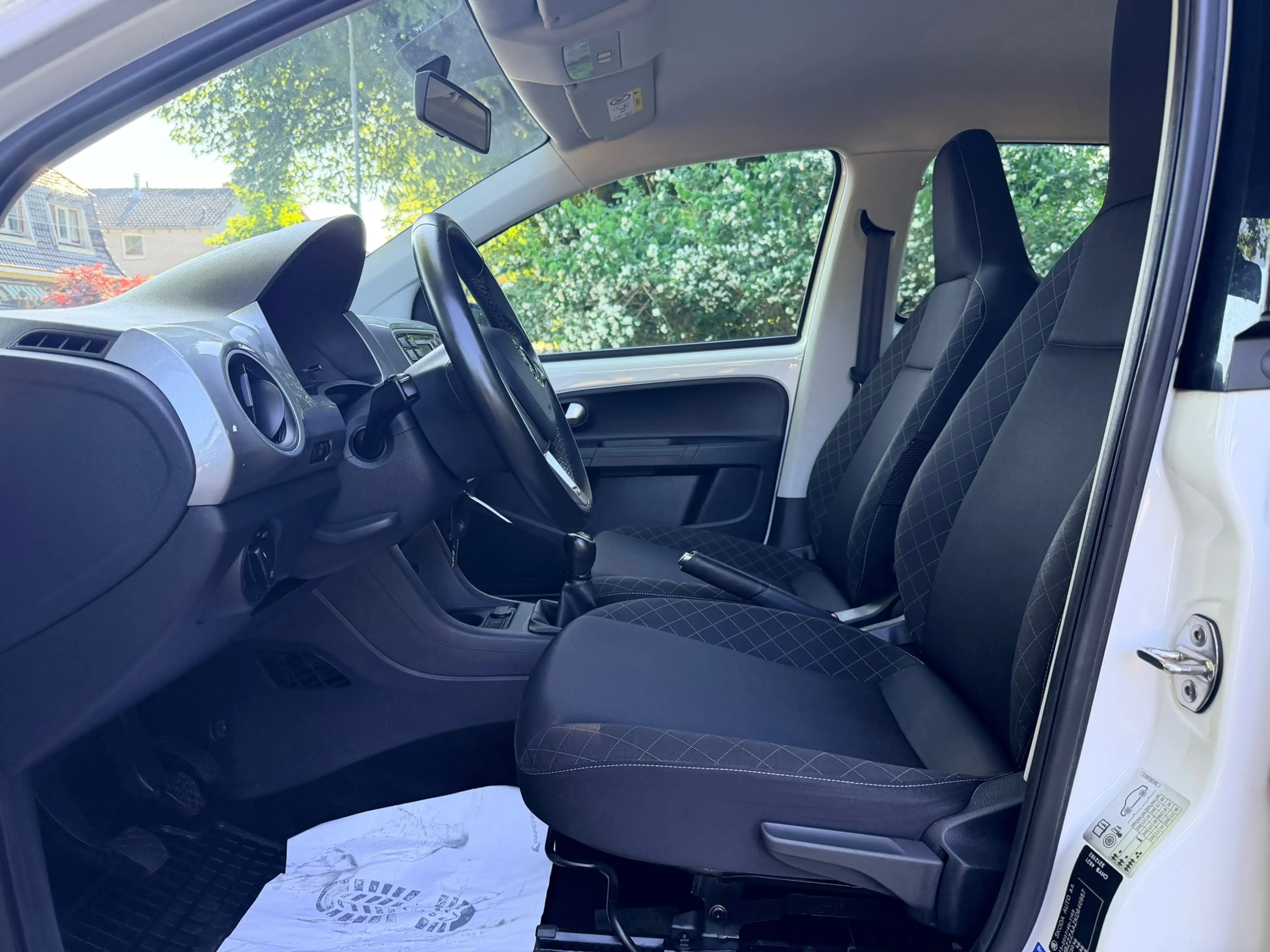 Skoda Citigo 1.0 Highline Business Ed. | Climate | Cruise | DAB — photo 9