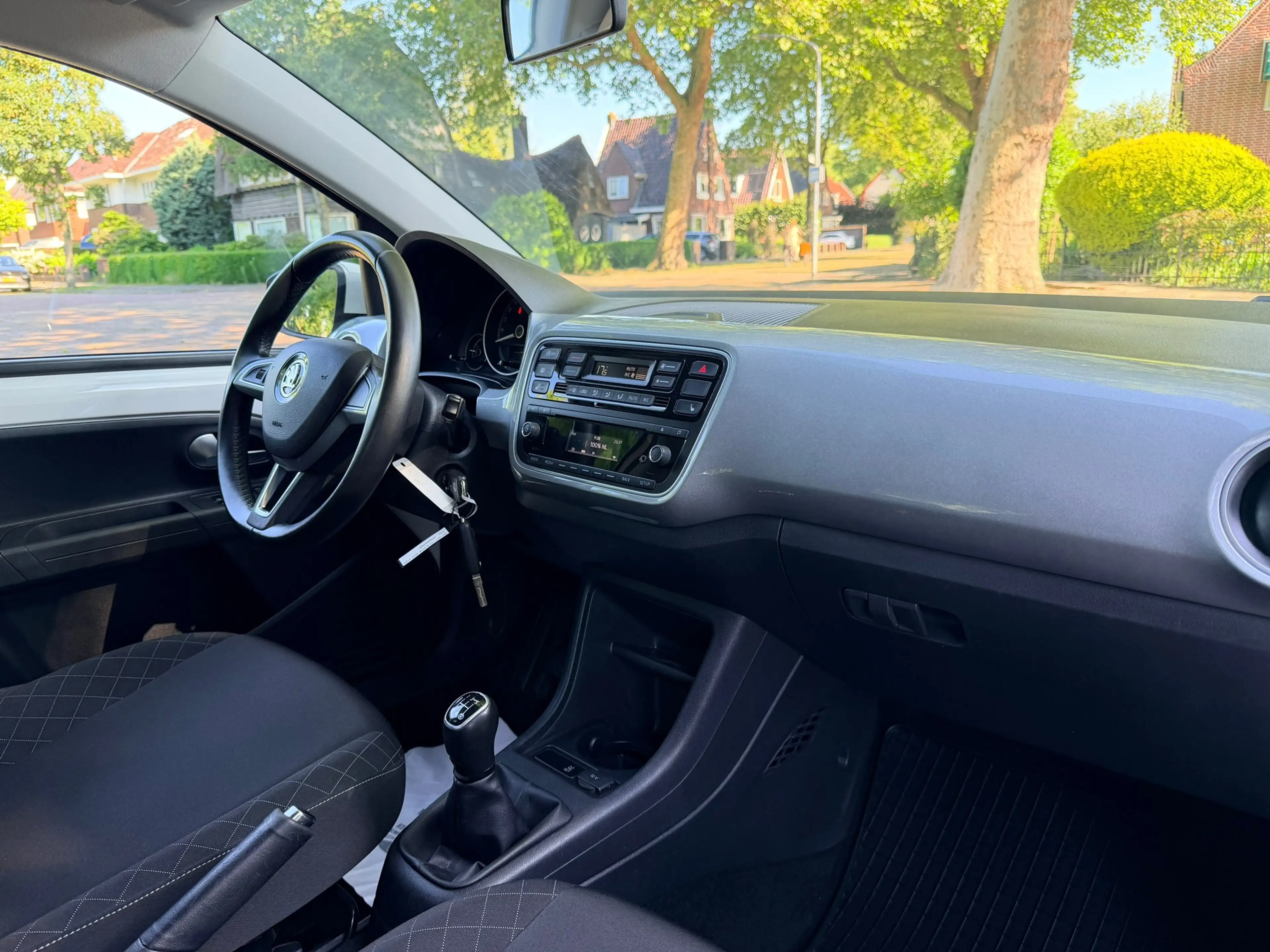Skoda Citigo 1.0 Highline Business Ed. | Climate | Cruise | DAB — photo 13