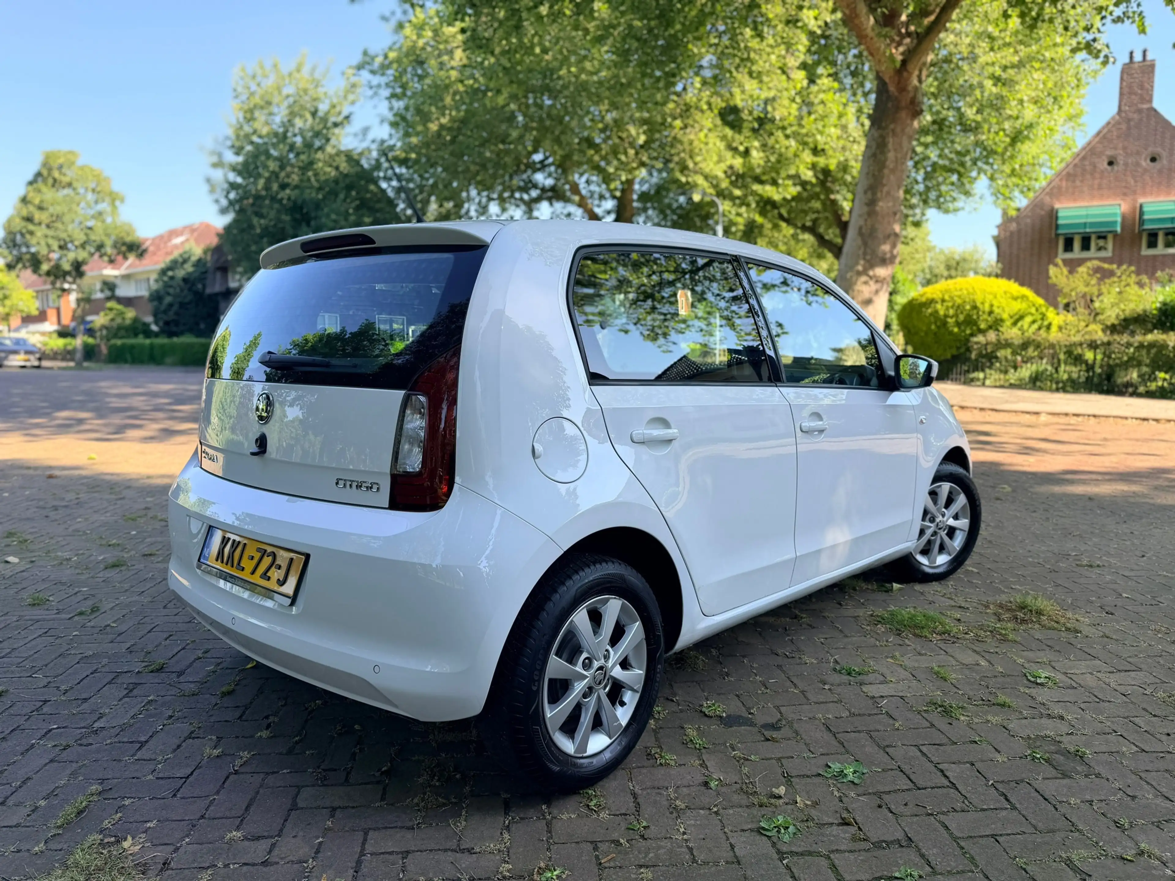 Skoda Citigo 1.0 Highline Business Ed. | Climate | Cruise | DAB — photo 3