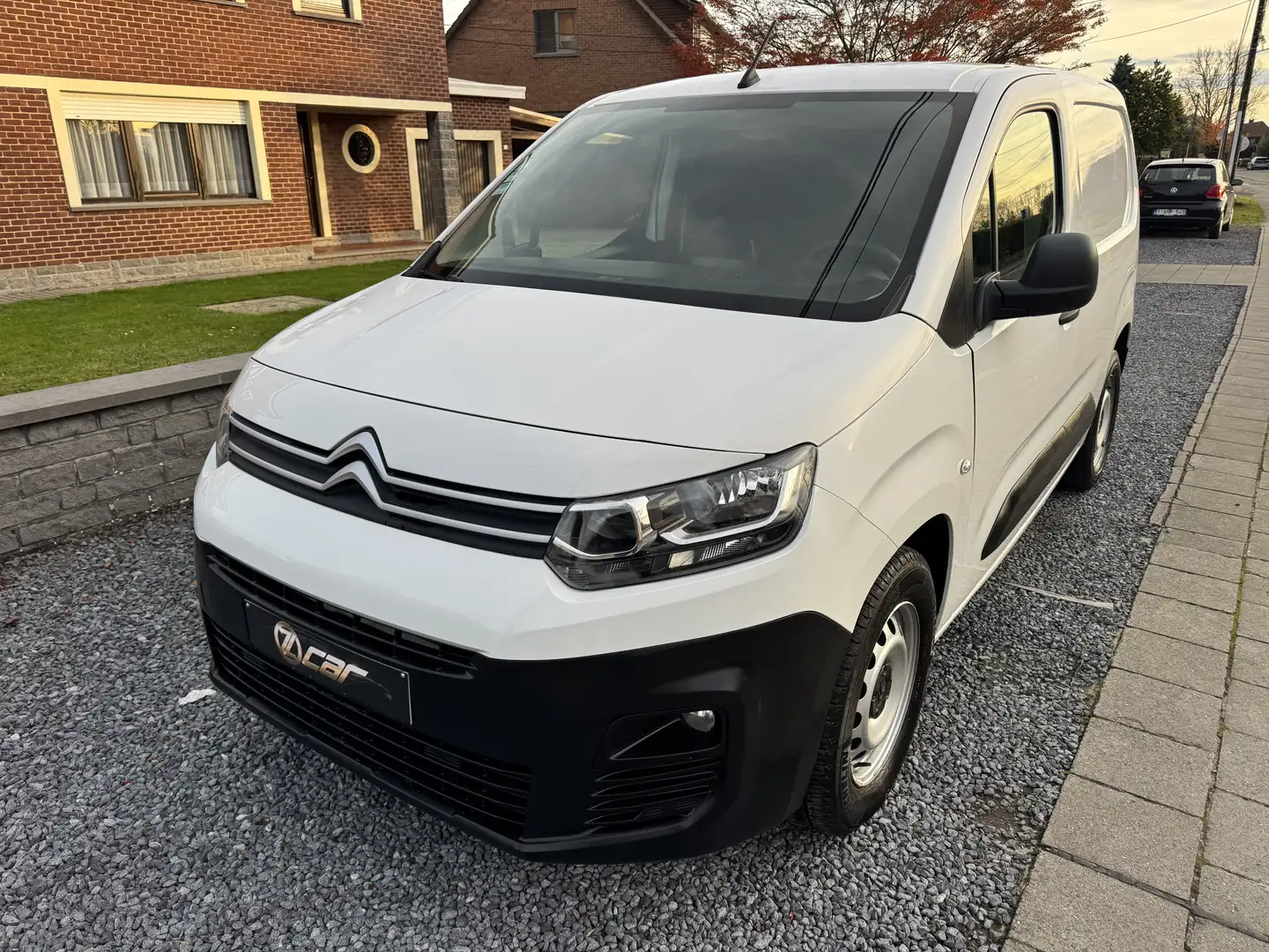 Citroen Berlingo Berlingo 1.6 BlueHDi NAVI/CARPLAY/CLIM/GARANTIE 12 Blanc - 1