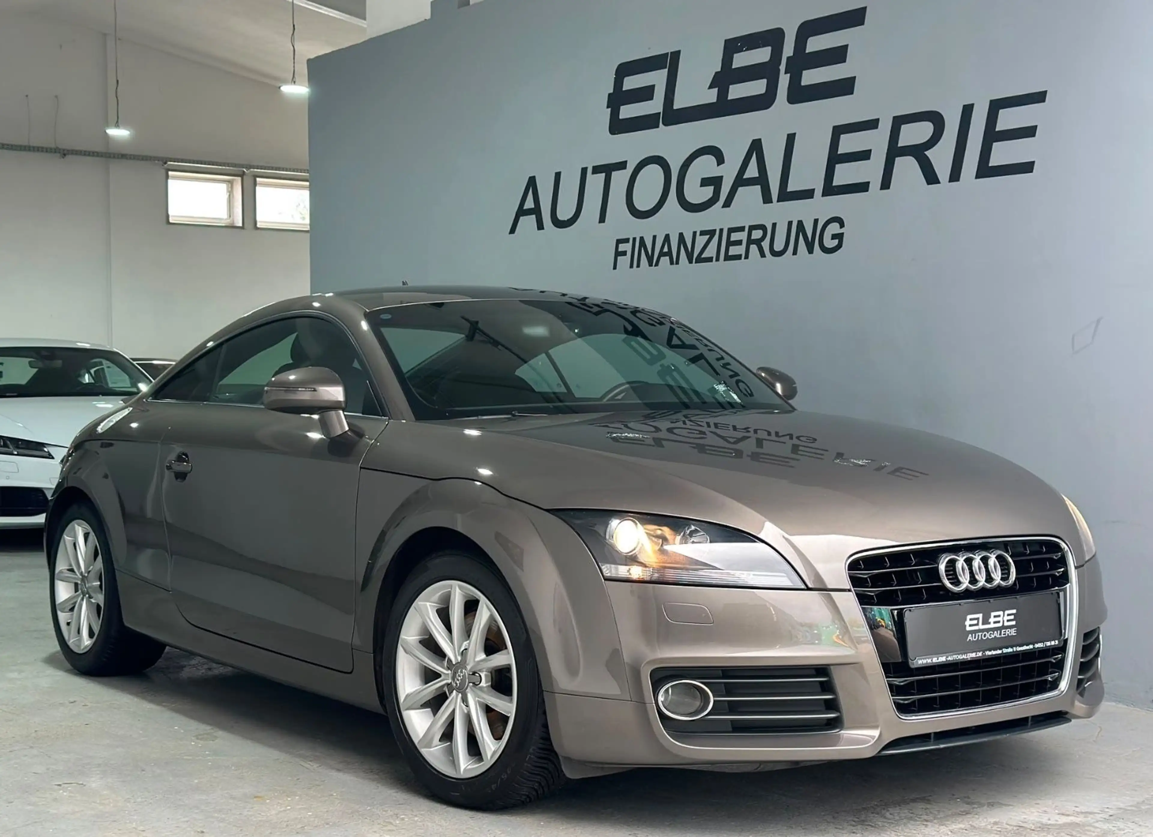Audi TT Coupe 1.8 TFSI S-Tronic Voll-Service 2.-Hand
