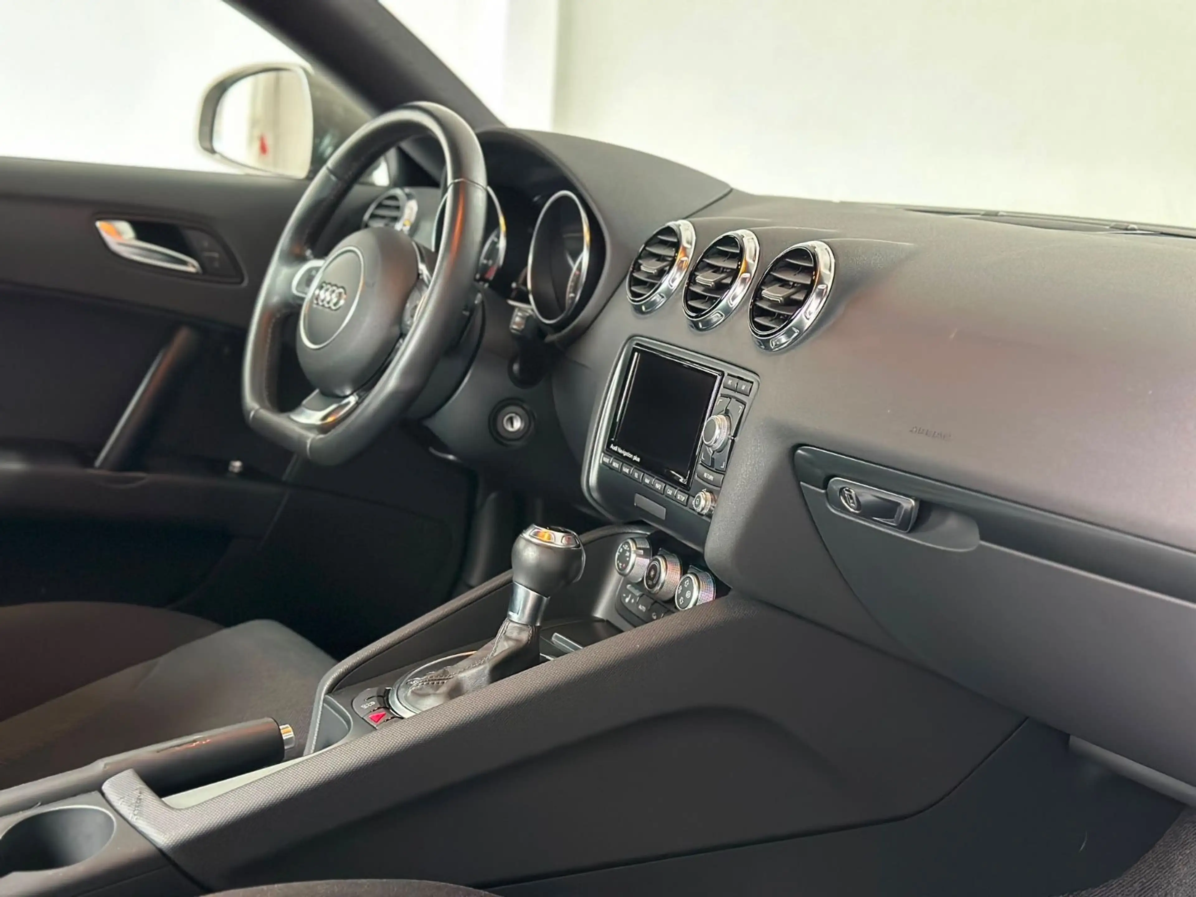 Audi TT Coupe 1.8 TFSI S-Tronic Voll-Service 2.-Hand — photo 7