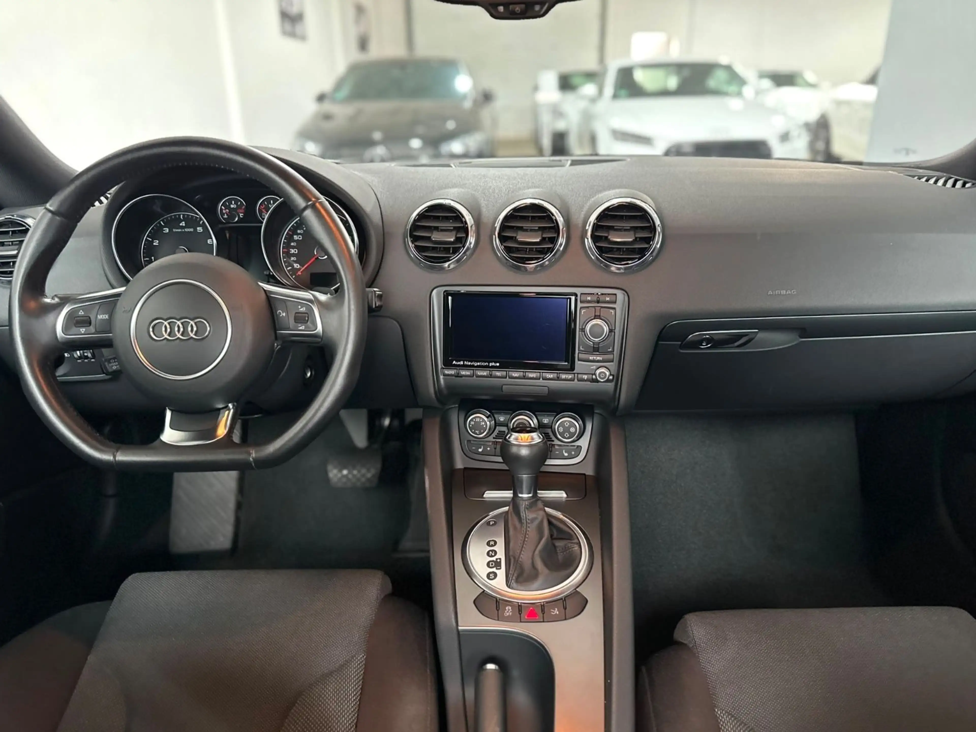 Audi TT Coupe 1.8 TFSI S-Tronic Voll-Service 2.-Hand — photo 11