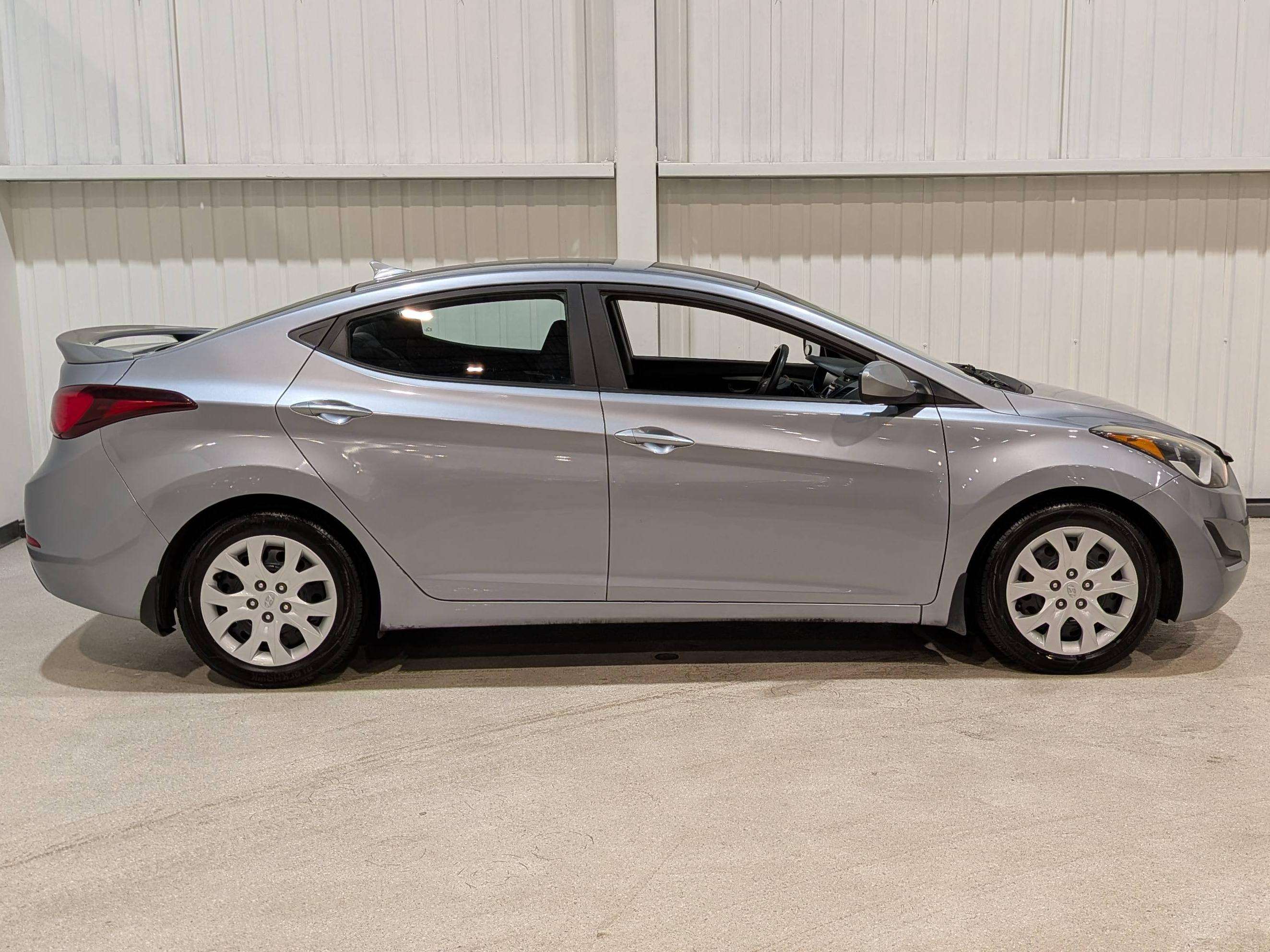 Hyundai Elantra 2015