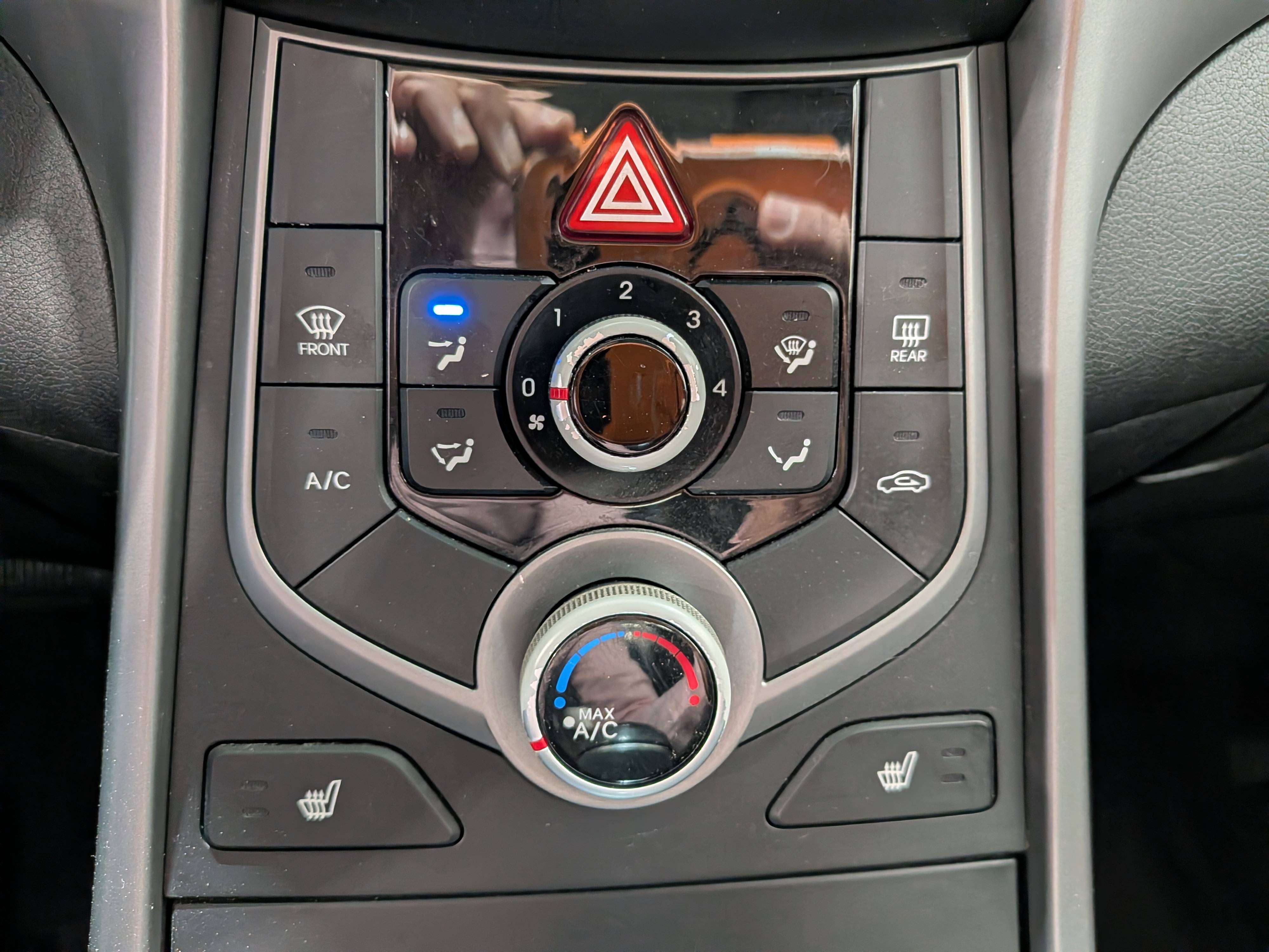 Hyundai Elantra 2015