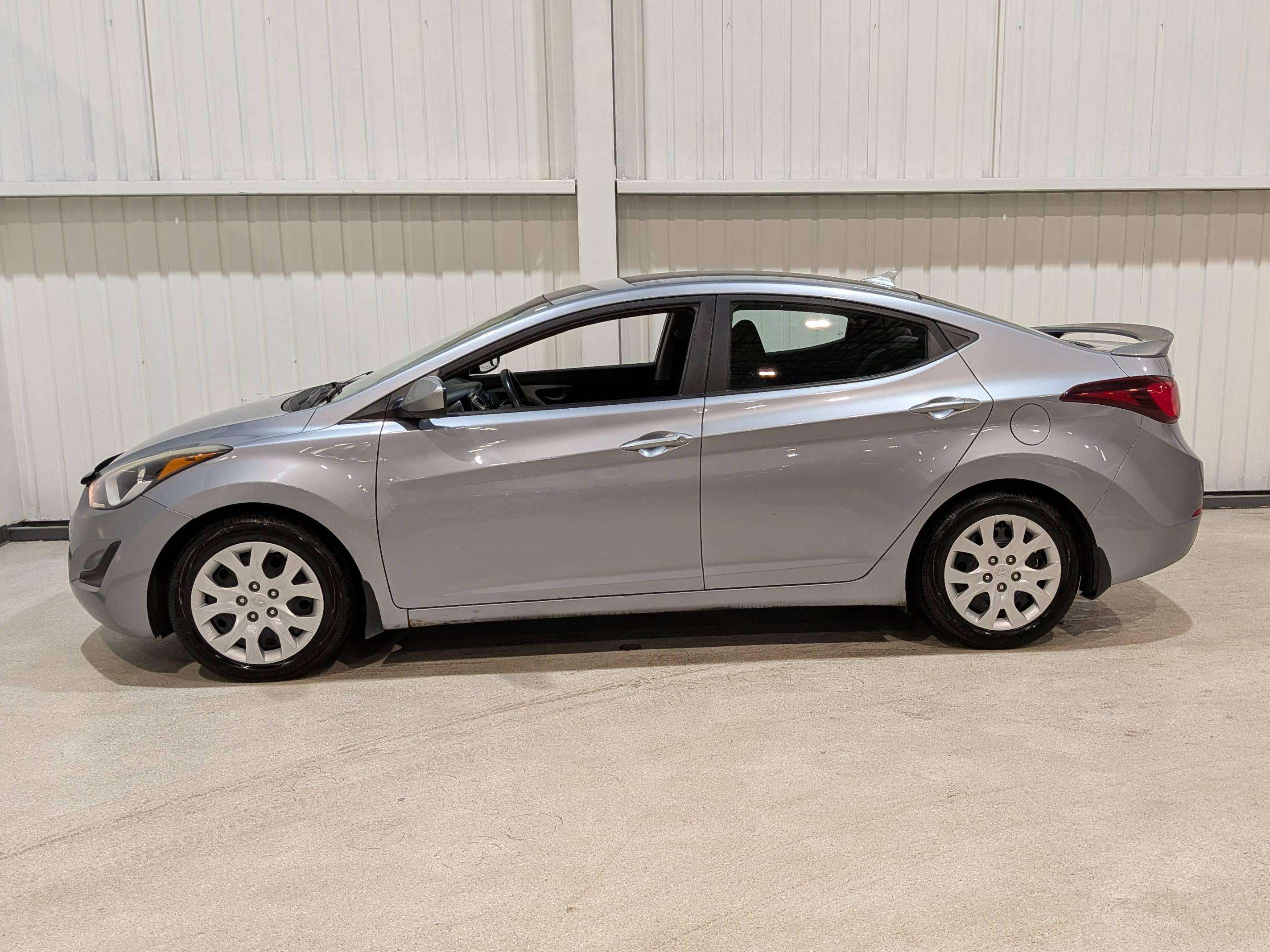 Hyundai Elantra 2015