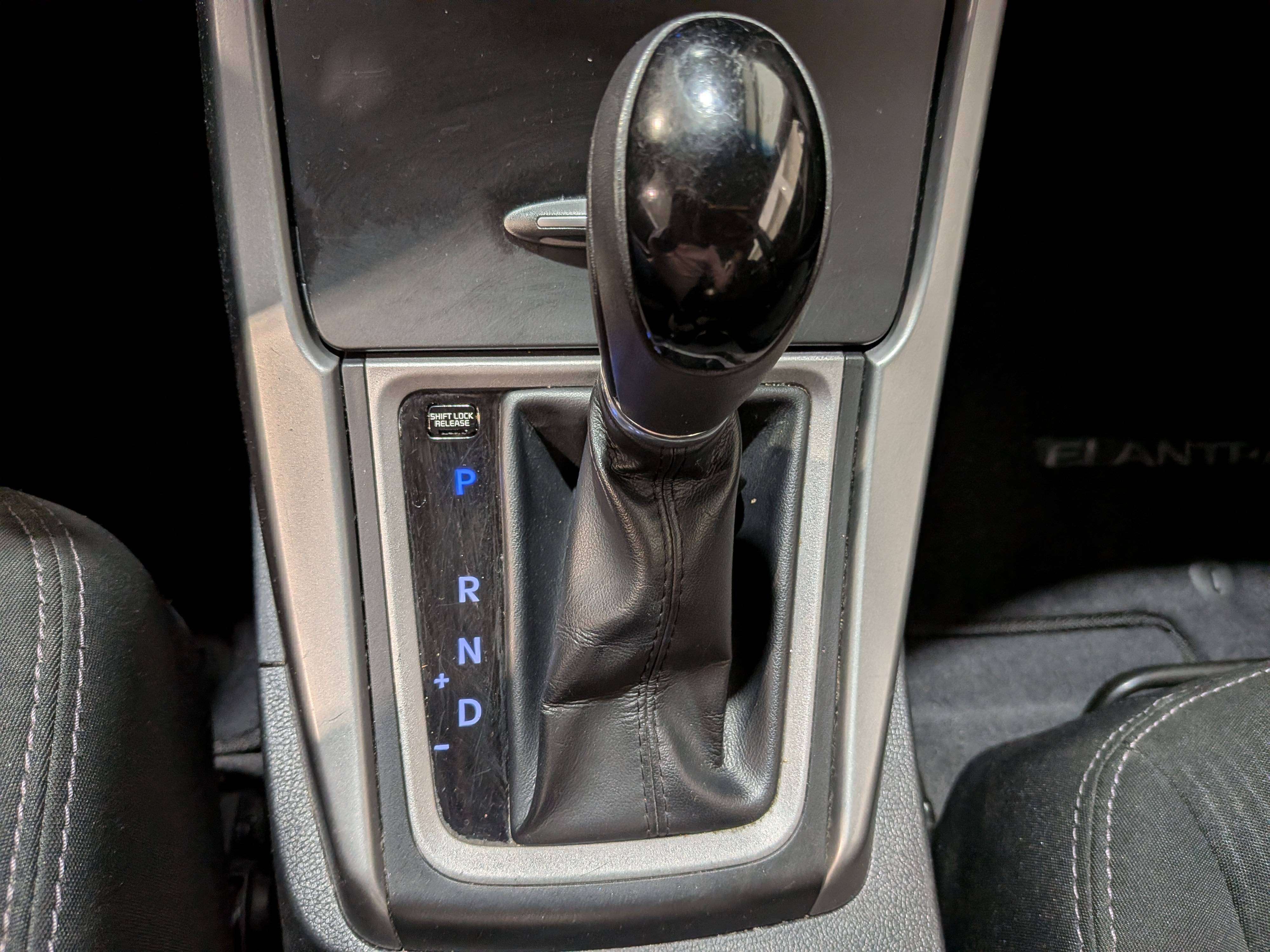 Hyundai Elantra 2015