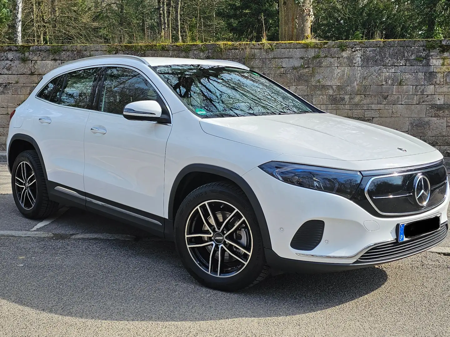 Mercedes-Benz EQA 250 + Progressive/Adv.PLUS/KAM/AHK/LED/SHZ/MBUX/71kWh Weiß - 2