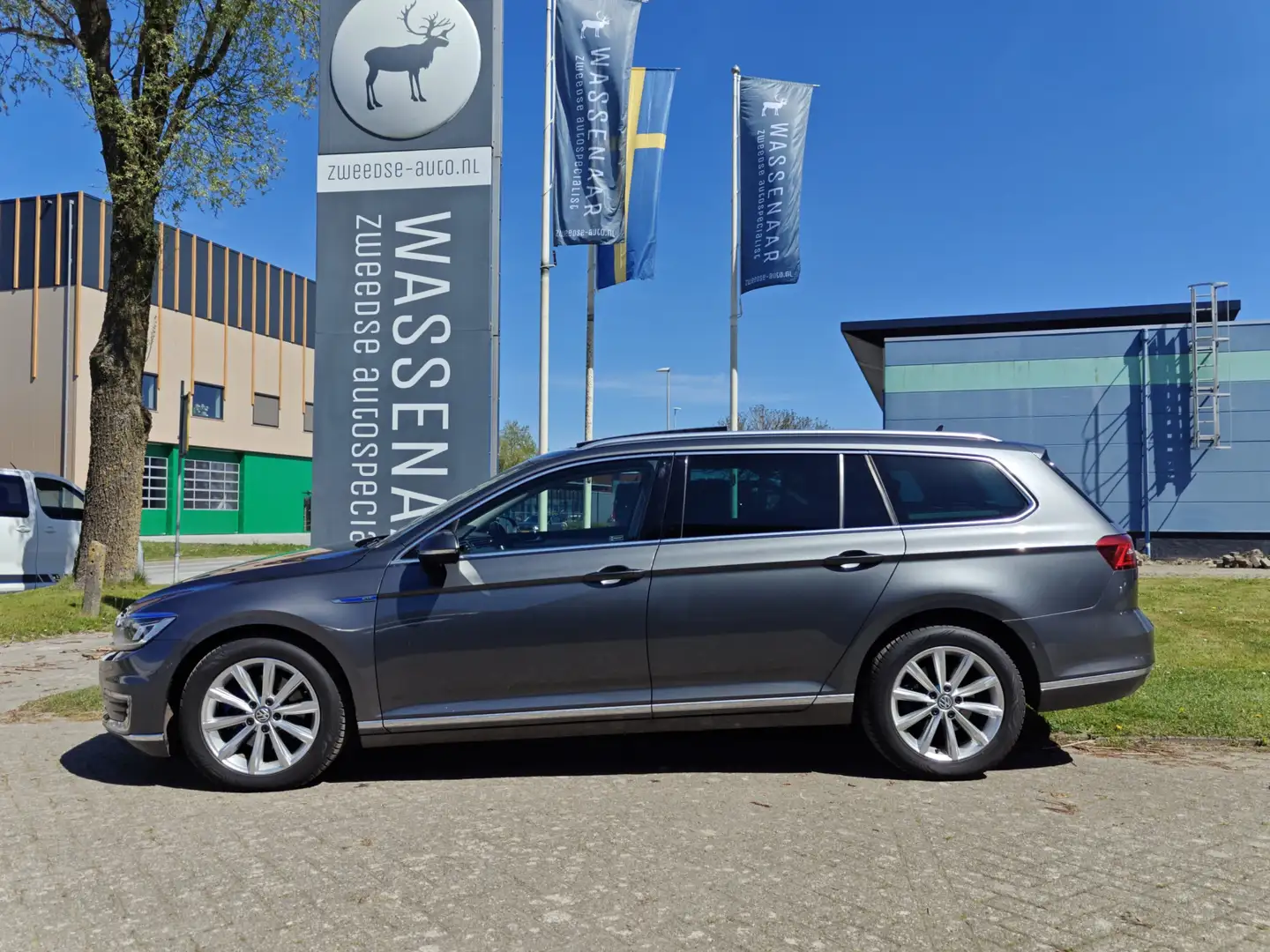 Volkswagen Passat Variant 1.4 TSI GTE Connected Series Plus | Rijklaarprijs Grigio - 2