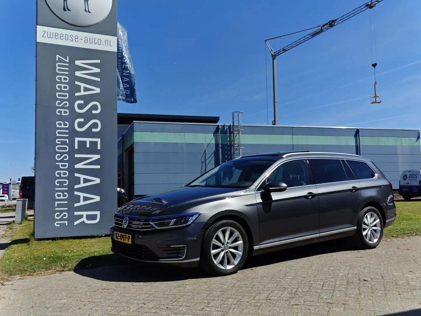 Volkswagen Passat Variant 1.4 TSI GTE Connected Series Plus | Rijklaarprijs Grigio - 1