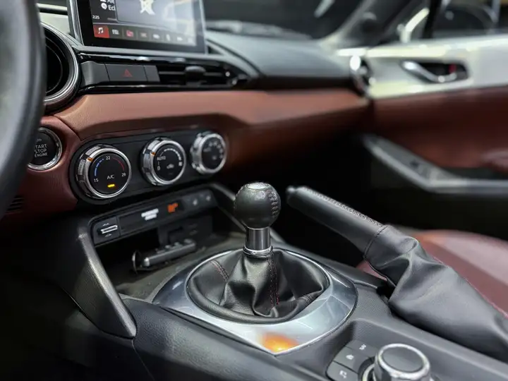 Mazda MX-5 2018, foto 15