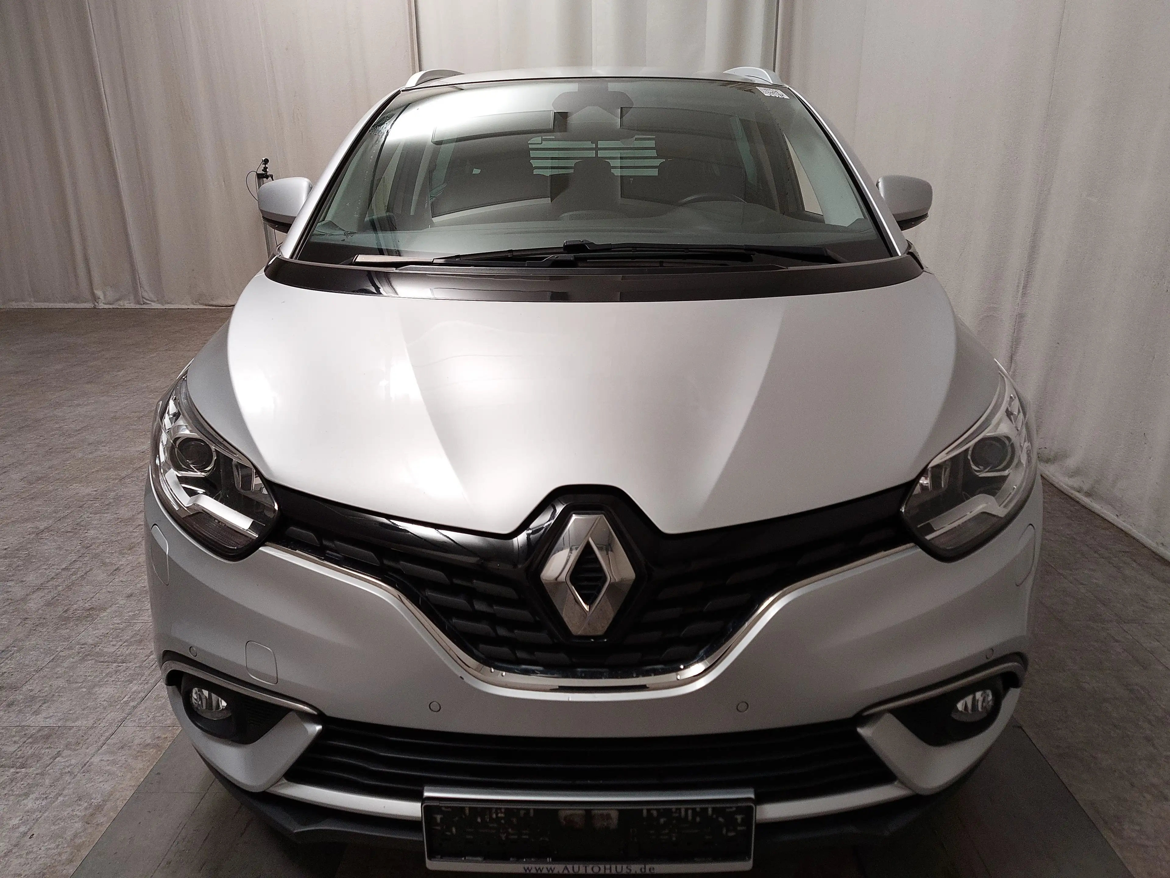 Renault Grand Scenic GRAND SCENIC NAVI KLIMAAUT RADIO TEMPO SHZ VC PDC LED BT — photo 9