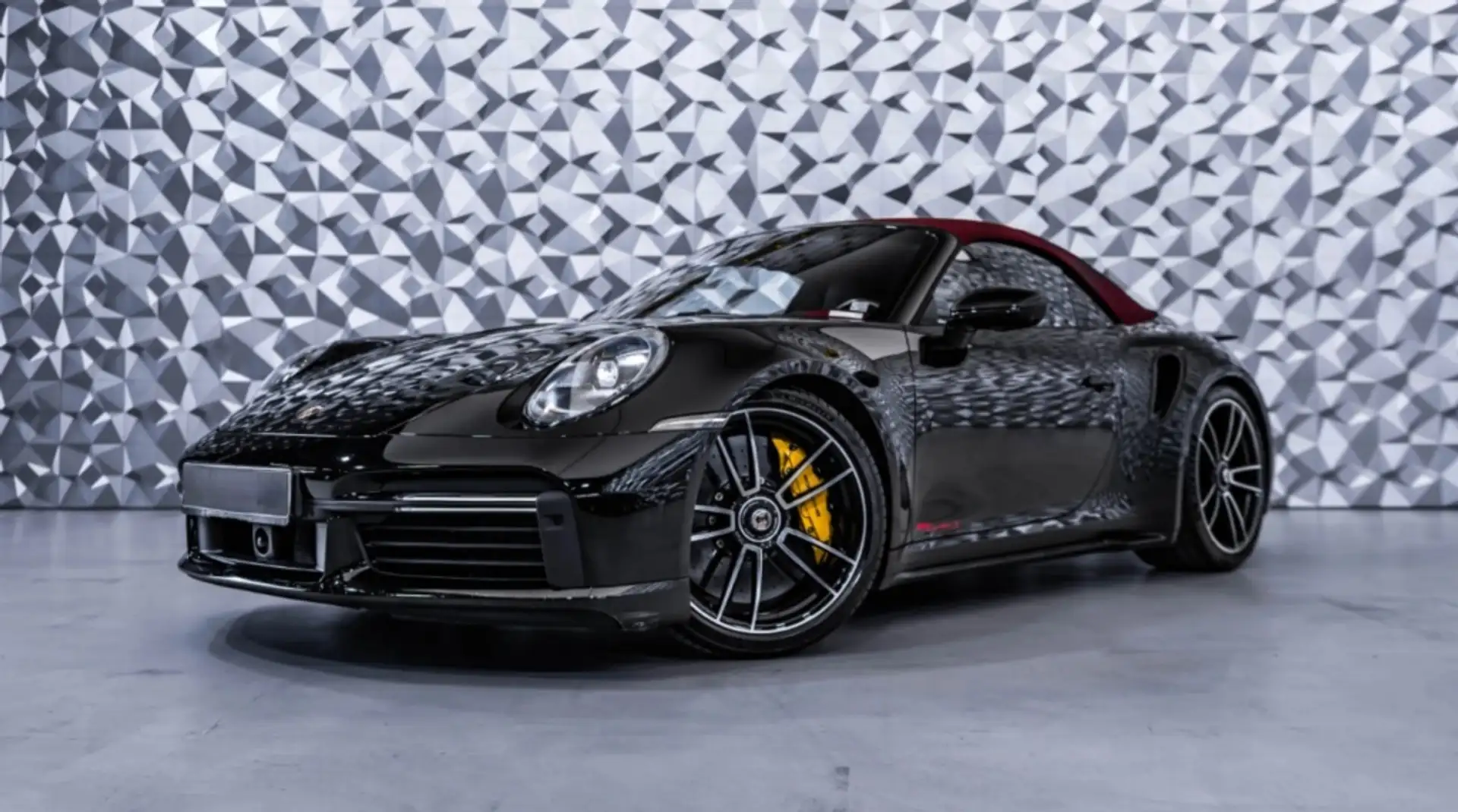 Porsche 992 Turbo S Cabriolet PDK Negro - 1