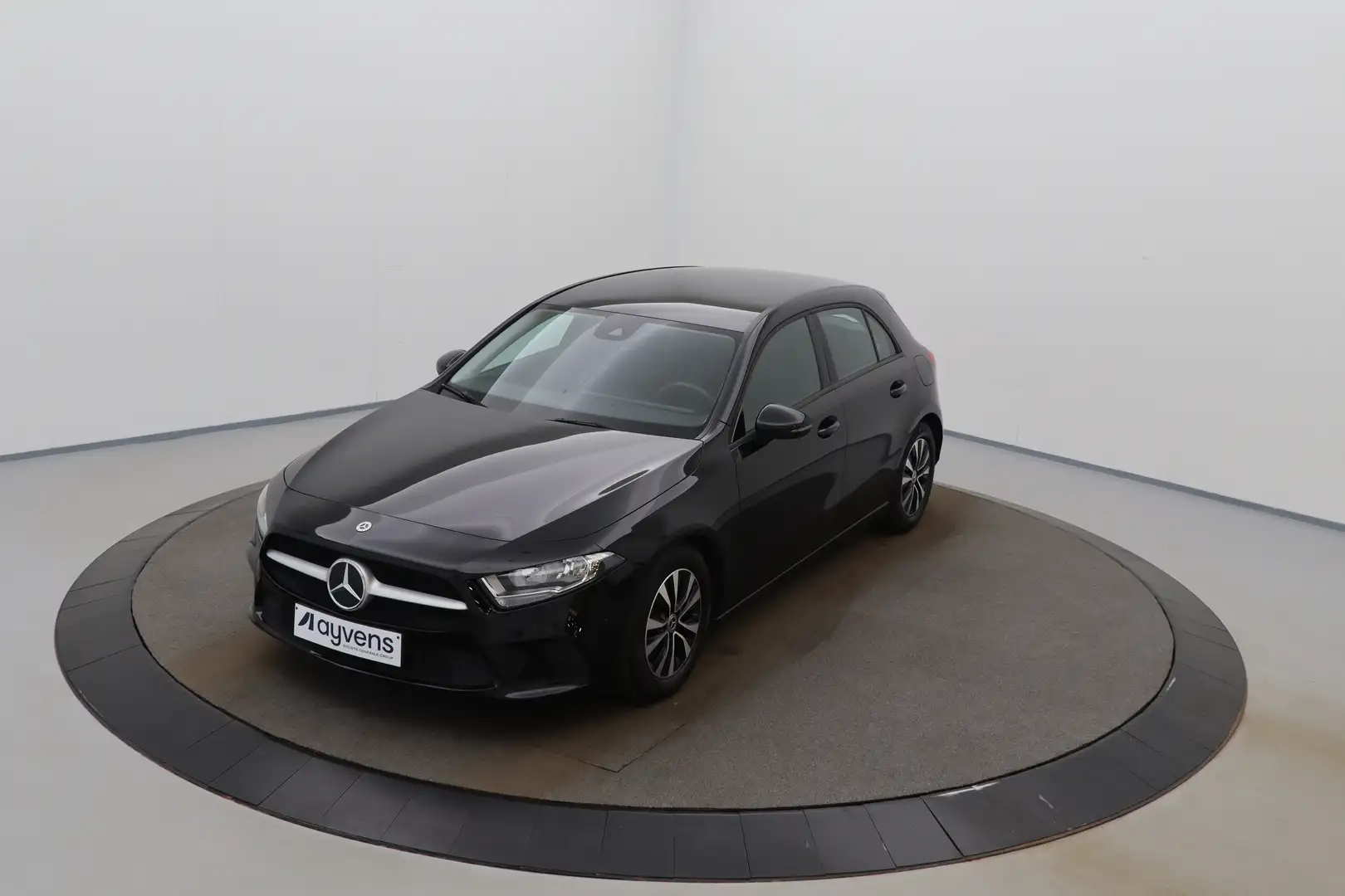 Mercedes-Benz A 160 Business Solution GPS PDC CAM Verw. Zetels Negru - 1