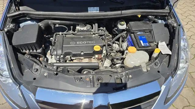 Opel Corsa view 8