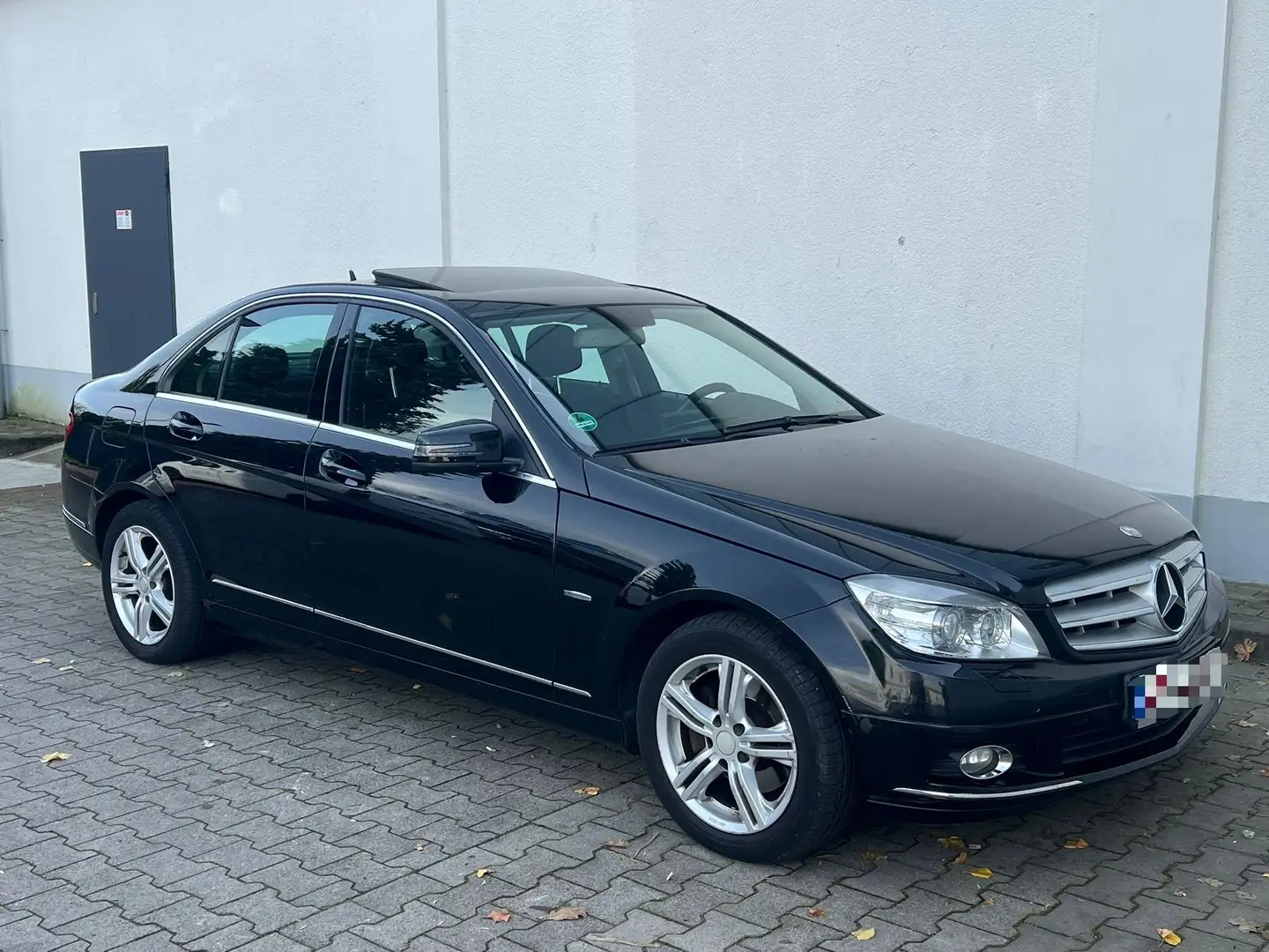 Mercedes-Benz C 200 CGI Elegance Automatik Limousine Schiebedach Euro5 Noir - 2