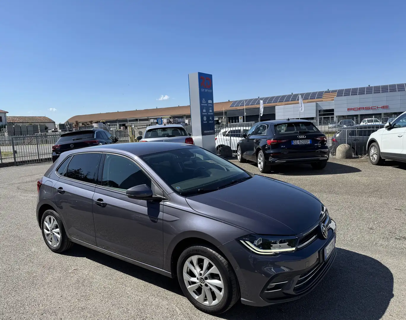 Volkswagen Polo 1.0 tsi Style 95cv / NO VINCOLI / PRONTA Grigio - 2