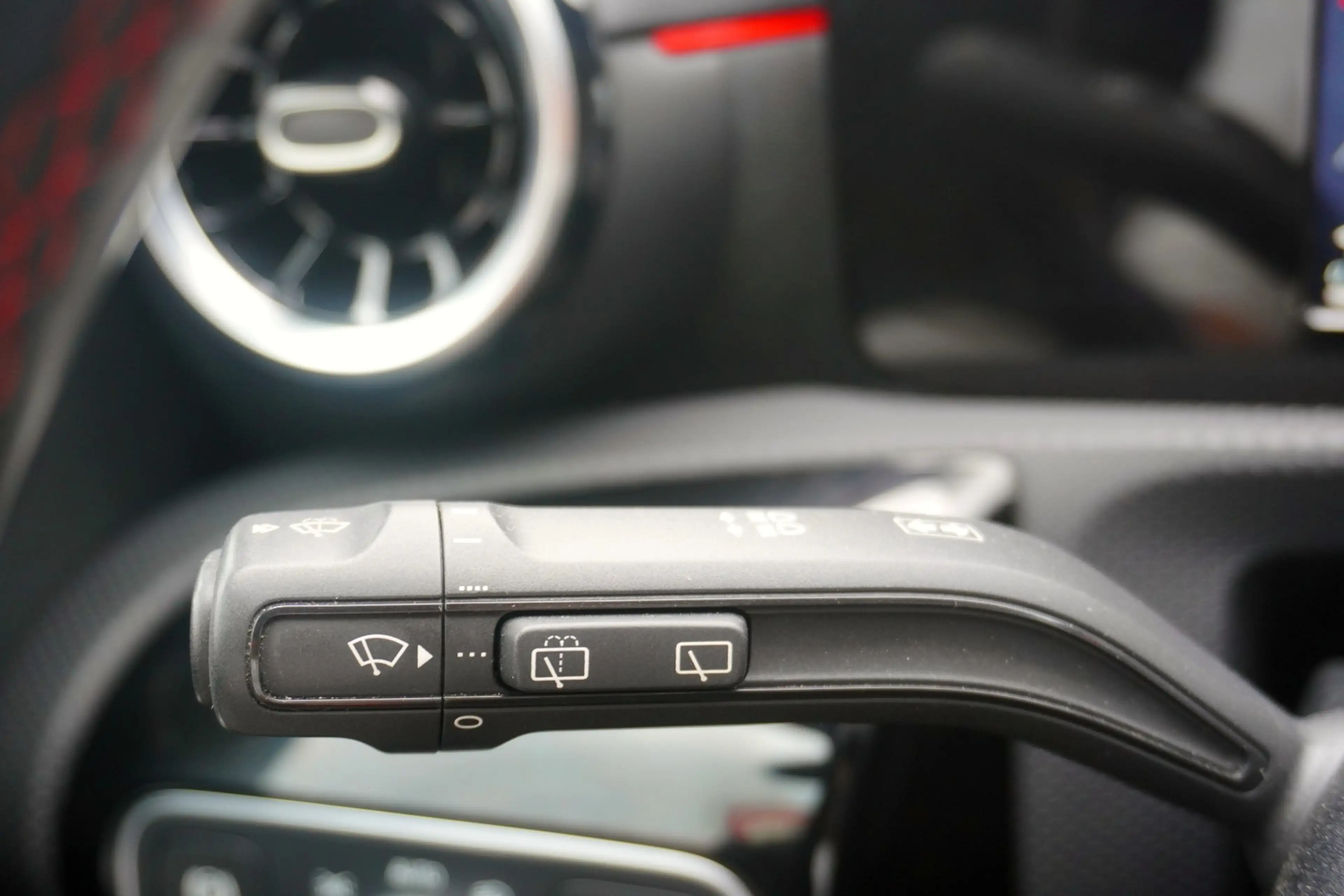 Mercedes-Benz CLA 220 AMG Line DAB AHK Kamera Navi Alcantara — photo 15