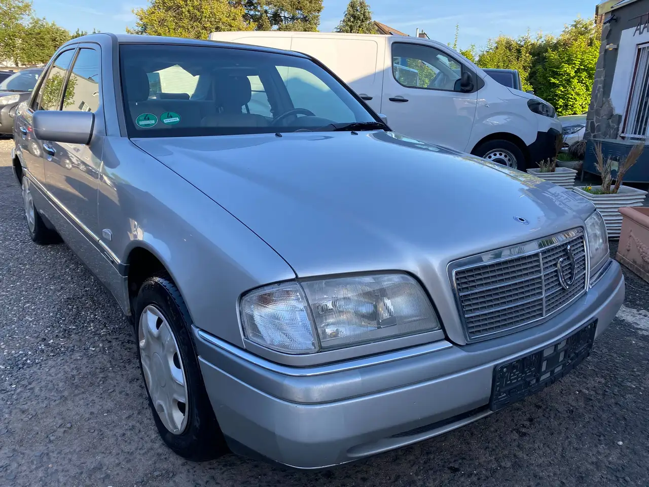 Mercedes-Benz C 180 C-Klasse Elegance Automatik / Klima, foto 3