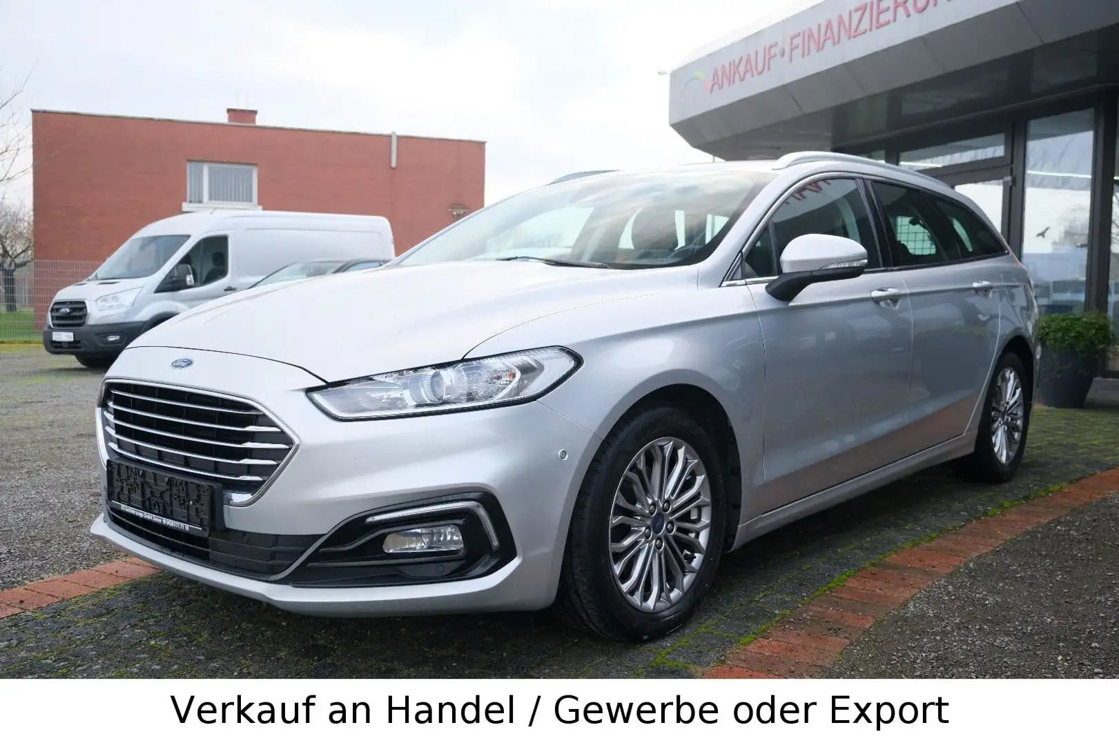Ford Mondeo Turnier 2.0 TDCI Titanium NAVI PDC AHK SH Argintiu - 1