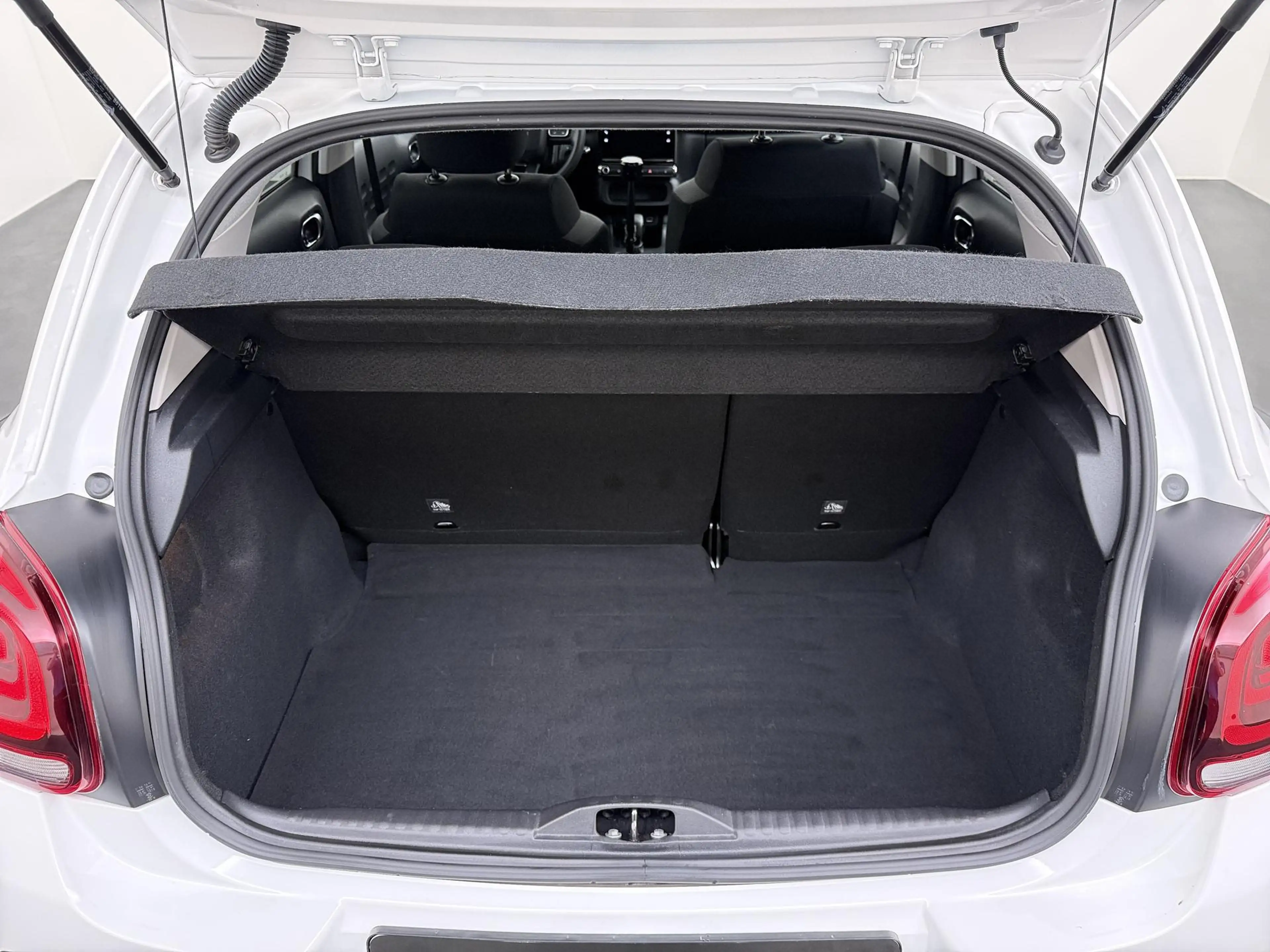 Citroen C3 1.2 PureTech Feel | Navigatie | Cruise control | A — photo 10