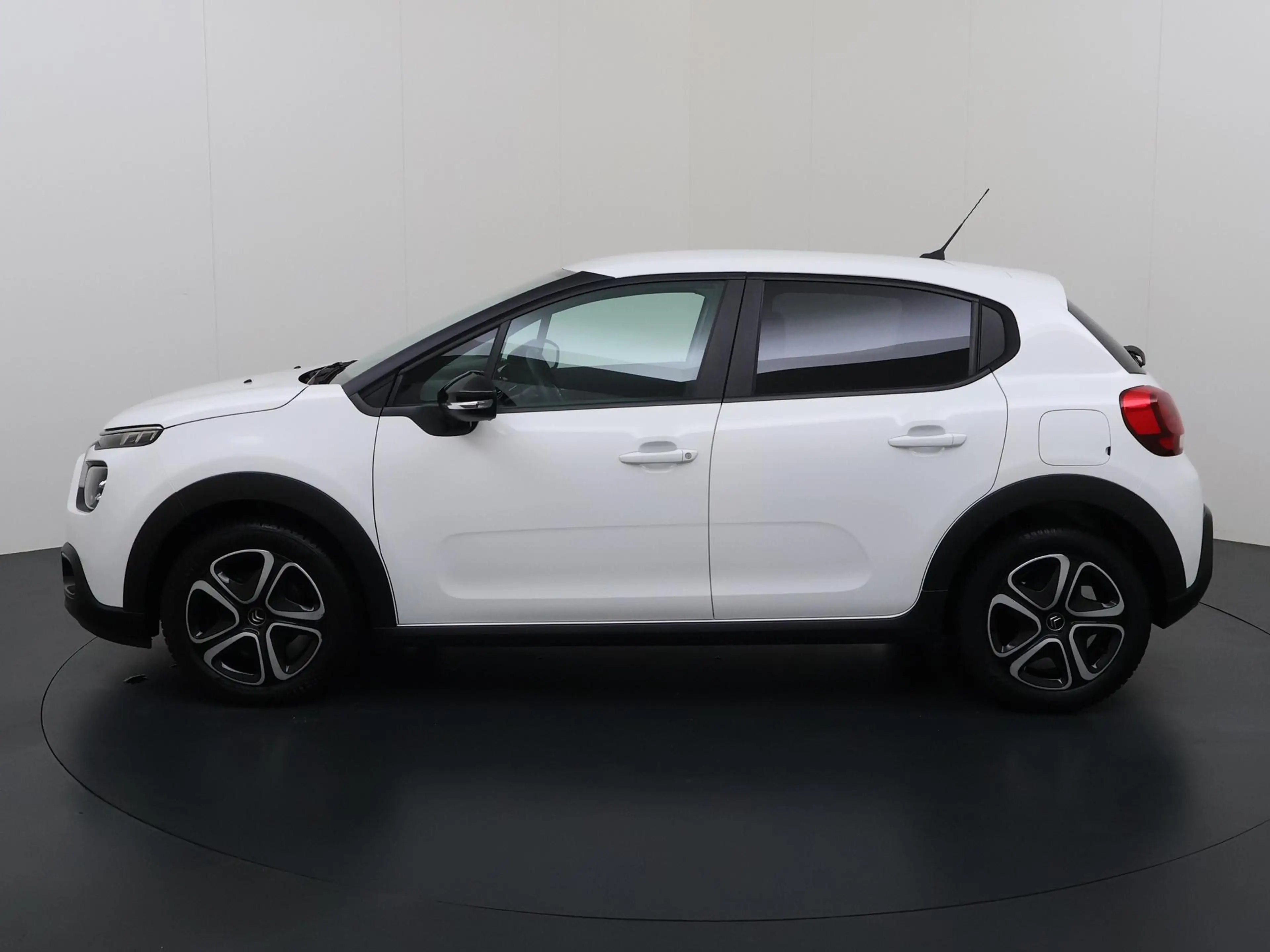 Citroen C3 1.2 PureTech Feel | Navigatie | Cruise control | A — photo 4
