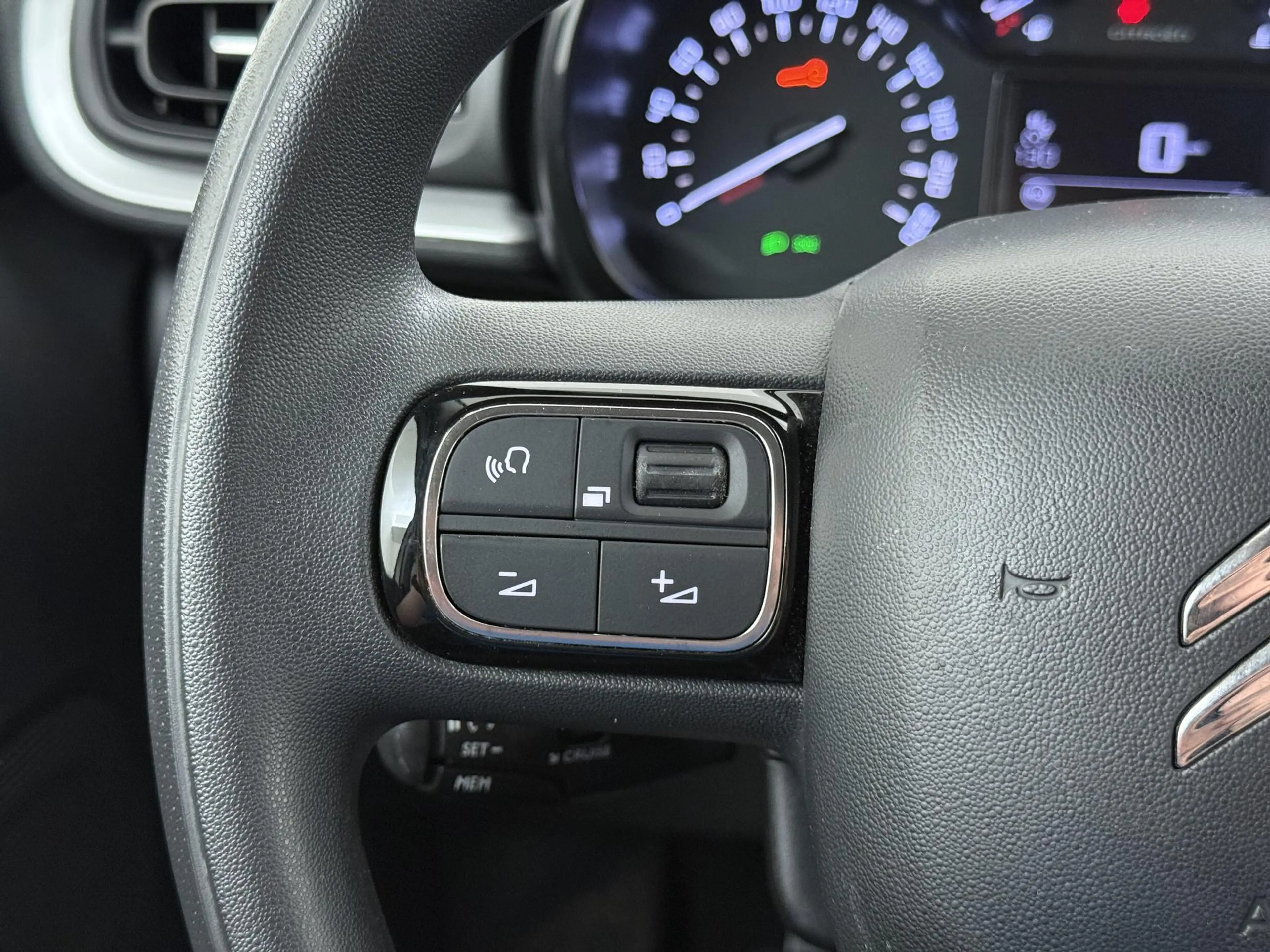 Citroen C3 1.2 PureTech Feel | Navigatie | Cruise control | A — photo 13