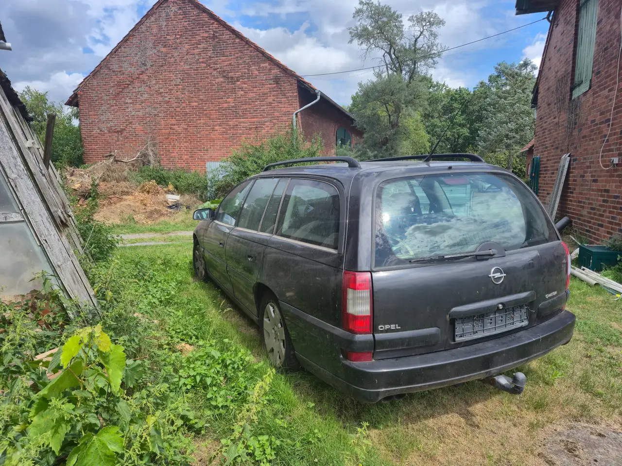 Opel Omega Caravan MV6, foto 3