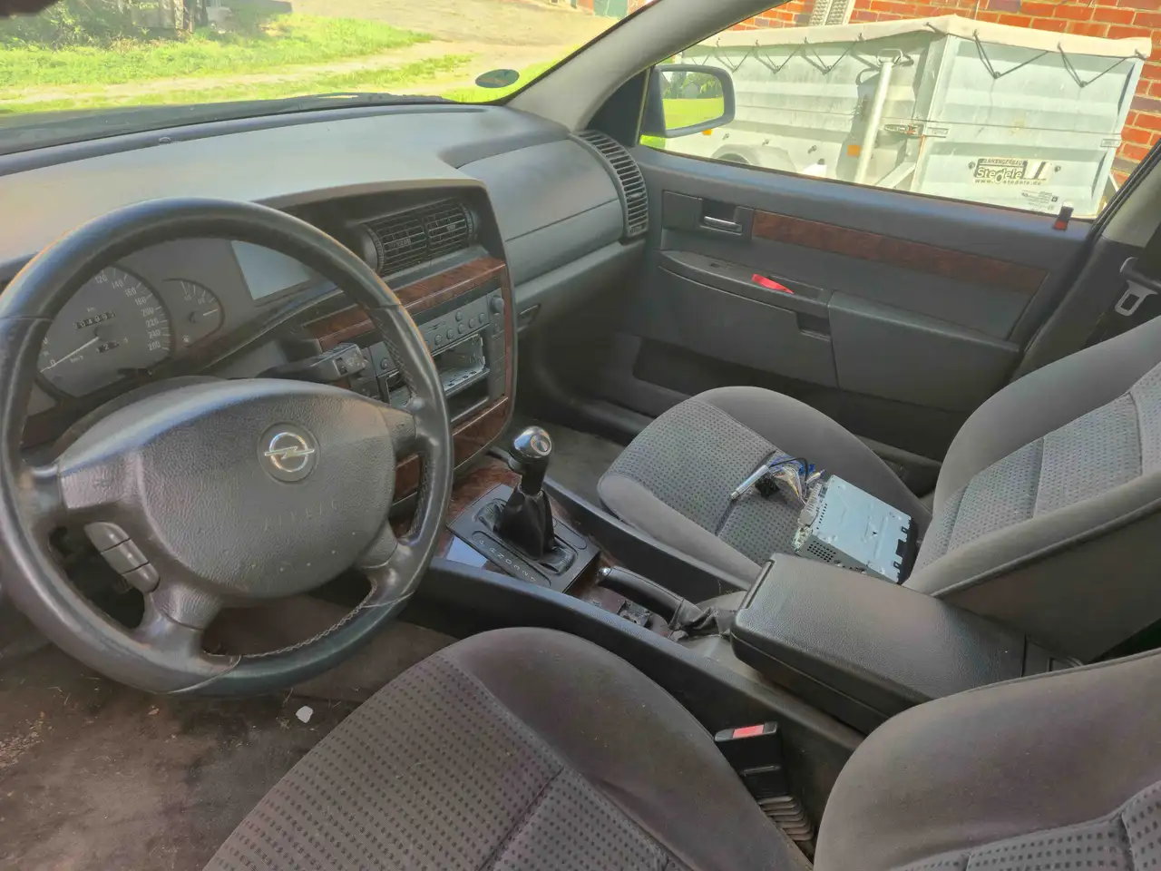 Opel Omega Caravan MV6, foto 7
