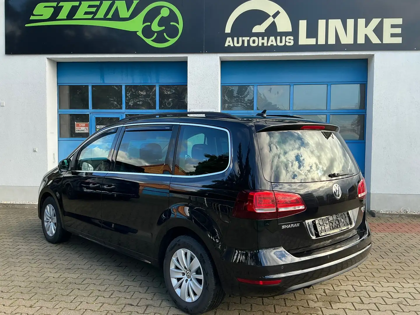 Volkswagen Sharan Sharan 2.0 TDI 4MOTION Comfortline Xenon Kamera Schwarz - 2