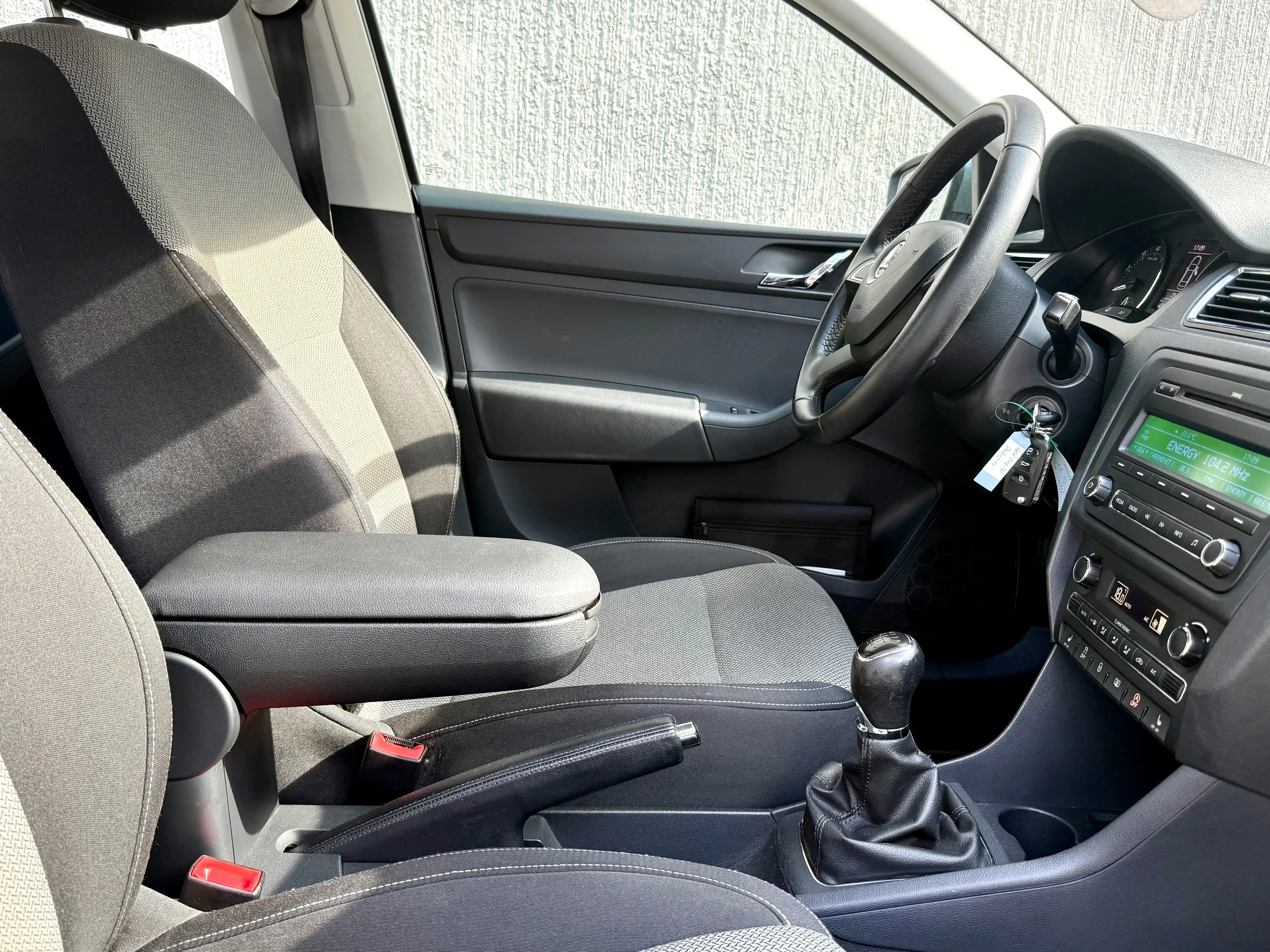 Skoda Rapid/Spaceback Elegance 1.2 TSI *NUR 66tkm*PICKERL NEU* — photo 11