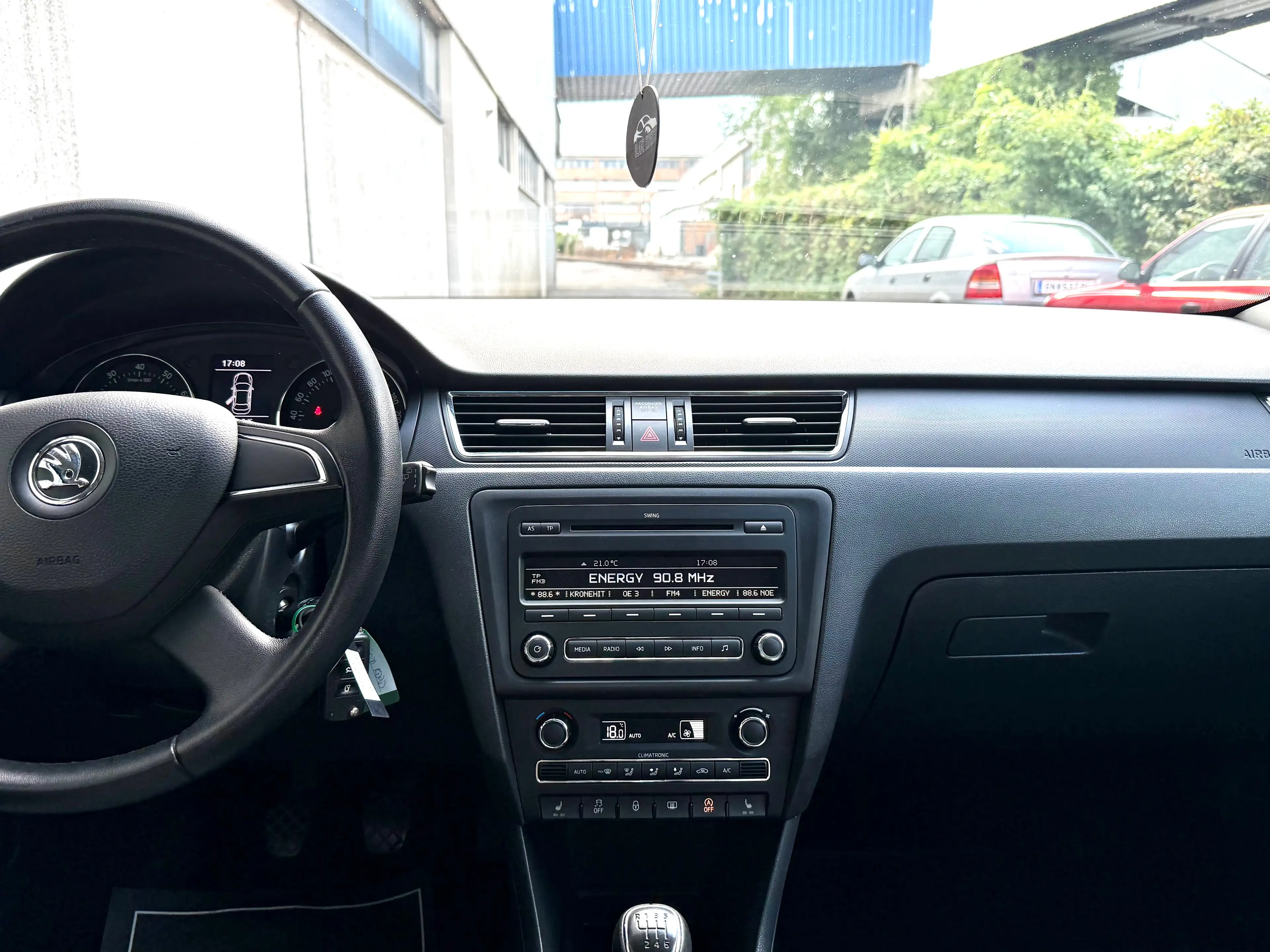 Skoda Rapid/Spaceback Elegance 1.2 TSI *NUR 66tkm*PICKERL NEU* — photo 7