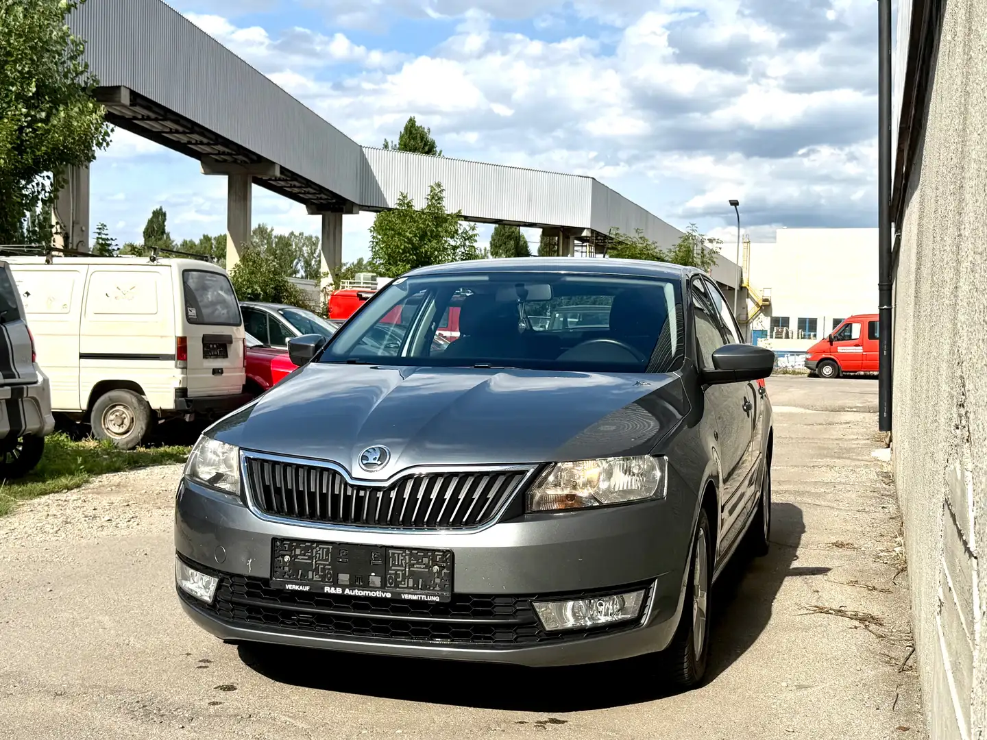 Skoda Rapid/Spaceback Elegance 1.2 TSI *NUR 66tkm*PICKERL NEU* Grau - 2