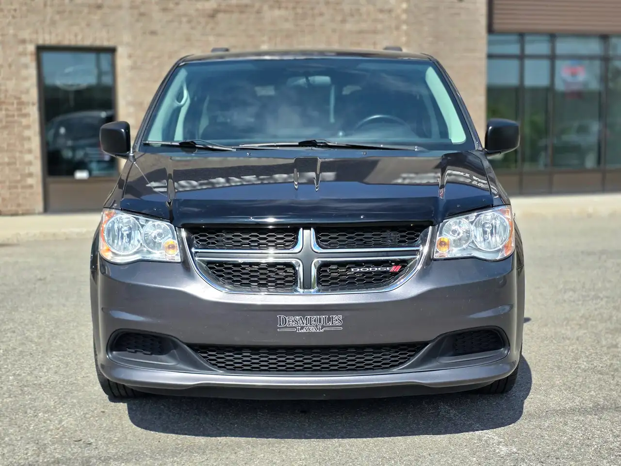 Dodge Grand Caravan снимка Dodge Grand Caravan