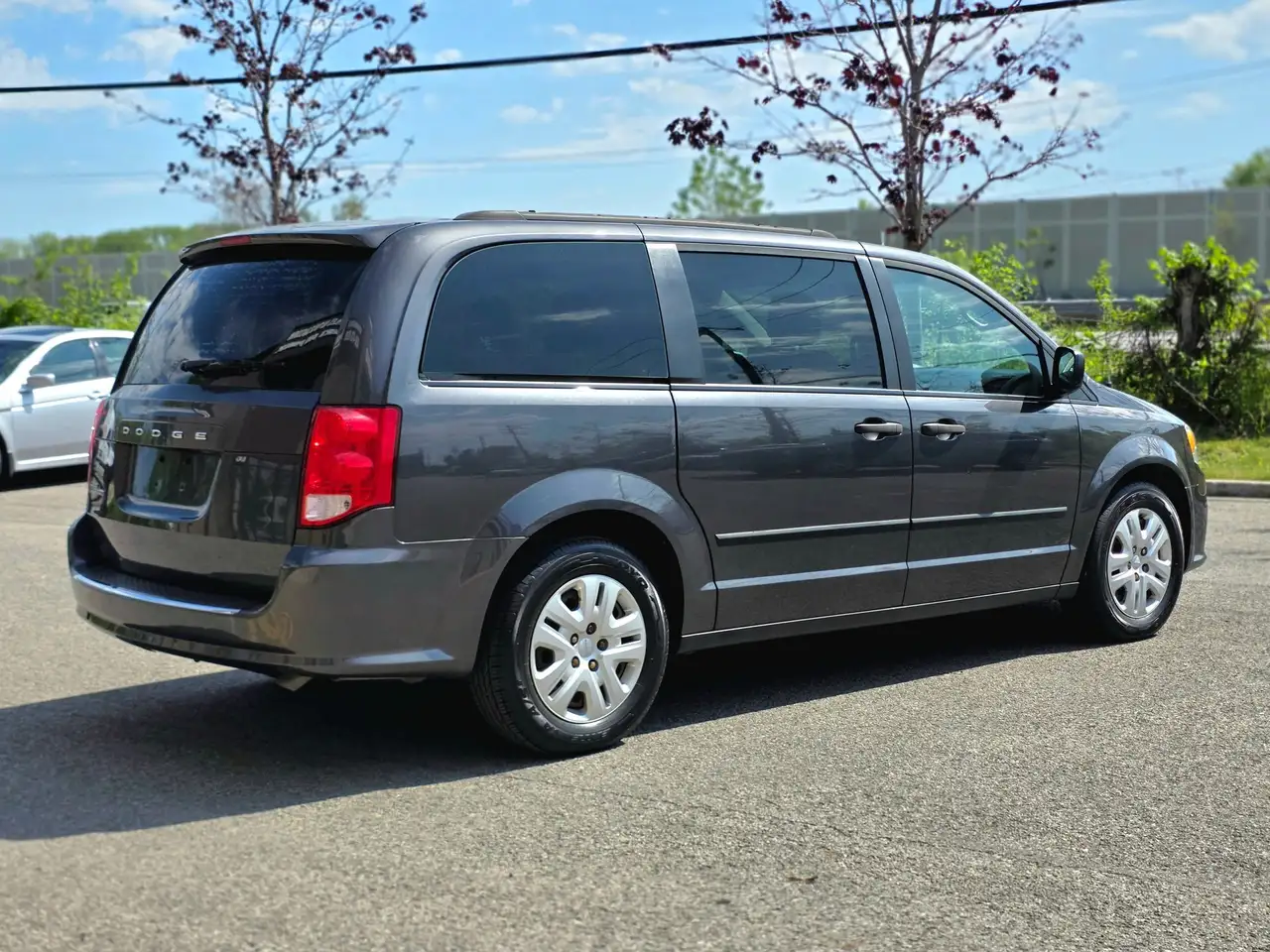 Dodge Grand Caravan снимка Dodge Grand Caravan